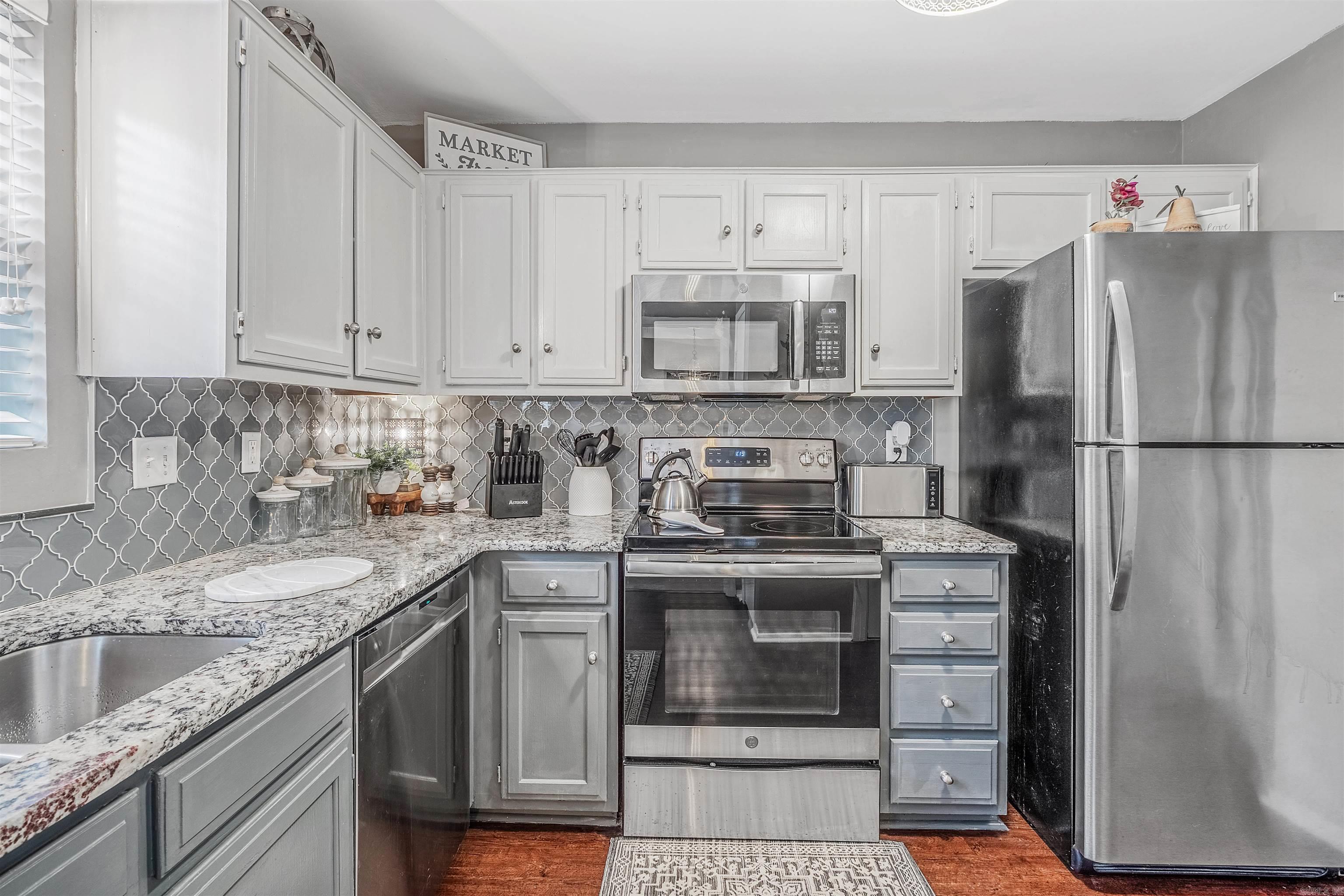 200 Pine Forest Drive, Unit G5  Maumelle, AR