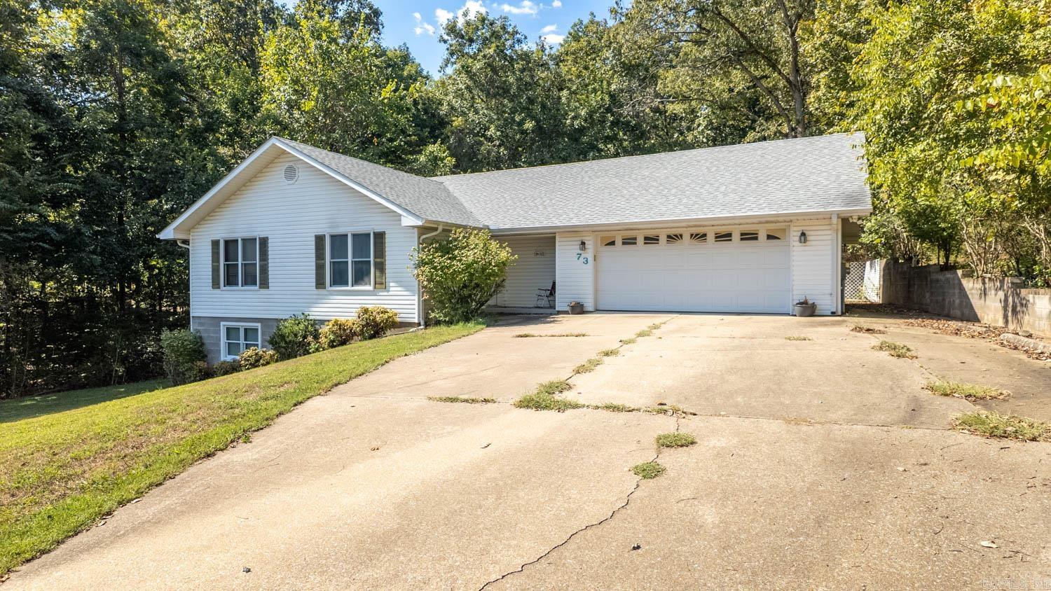 73 Cherokee Road  Cherokee Village, AR