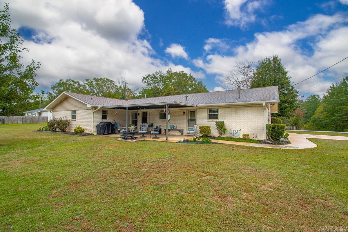 703 N Briarwood  Sheridan, AR