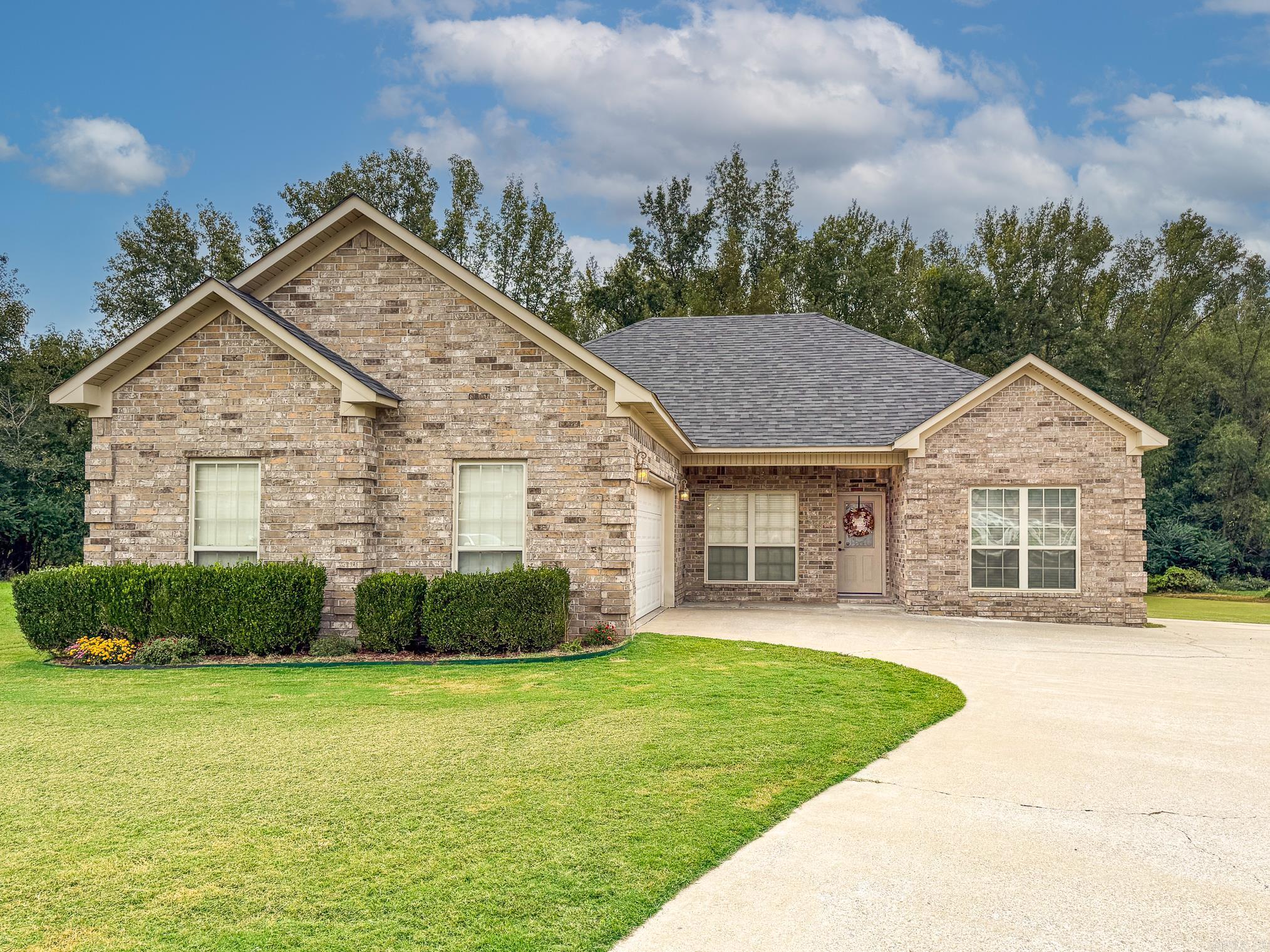 39 Bryson  Ward, AR