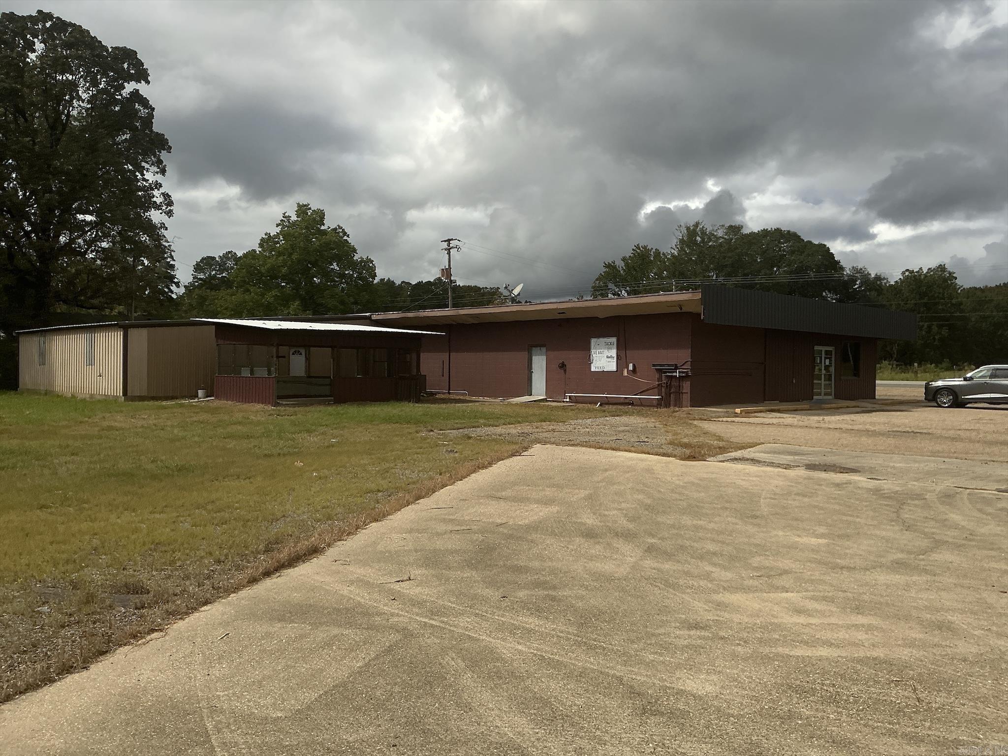 3405 W HWY 82  Crossett, AR
