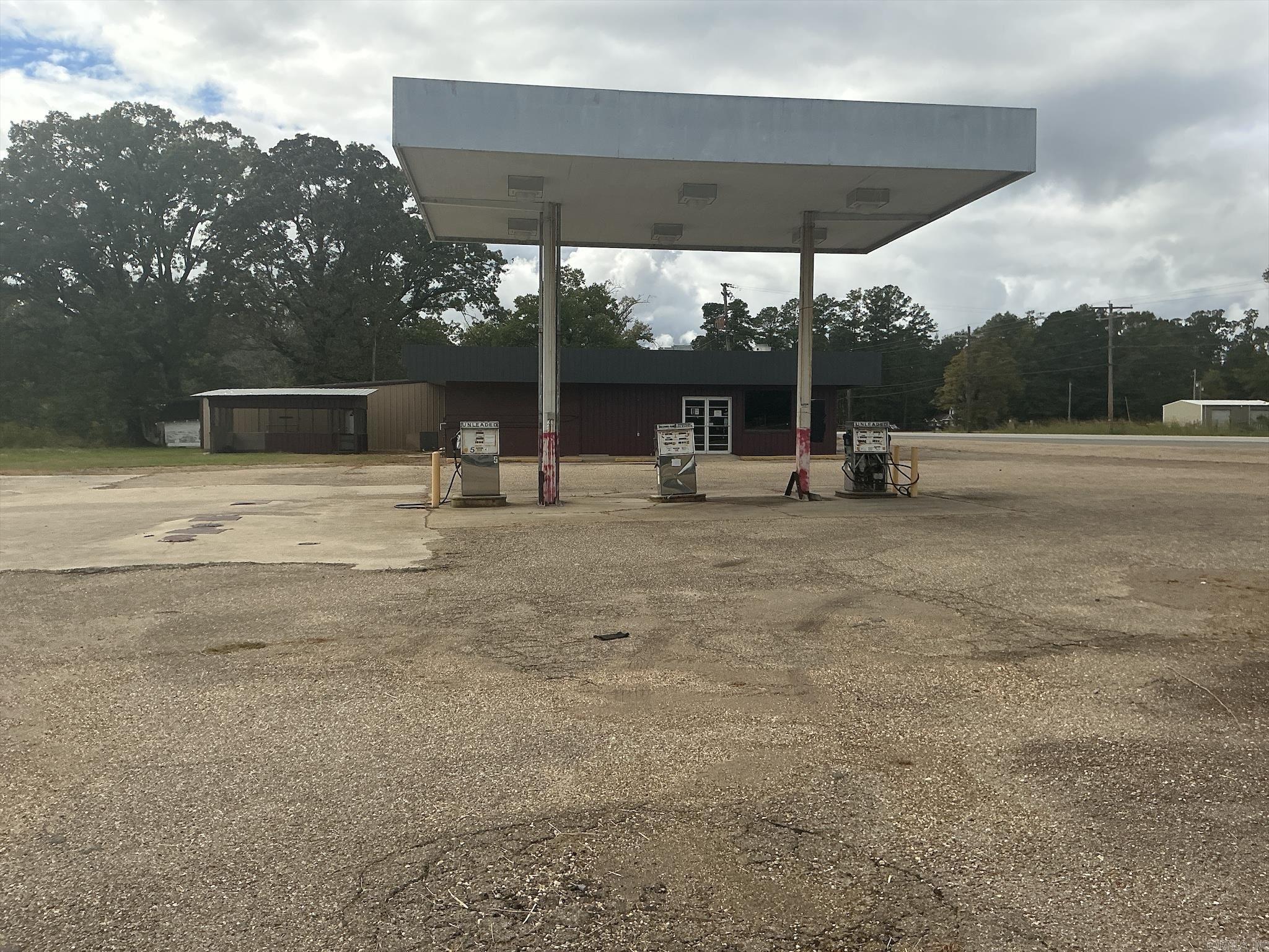 3405 W HWY 82  Crossett, AR
