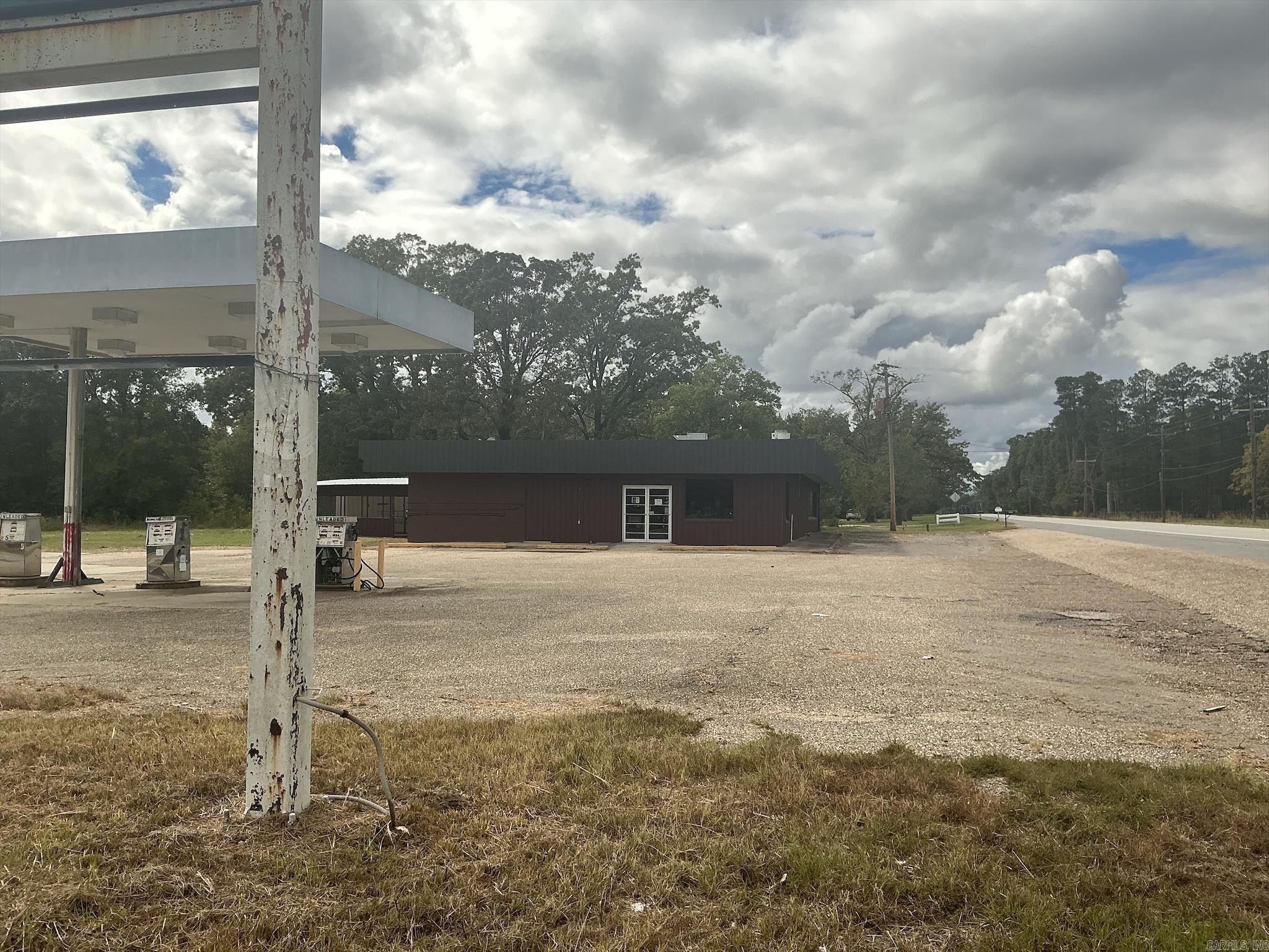 3405 W HWY 82  Crossett, AR