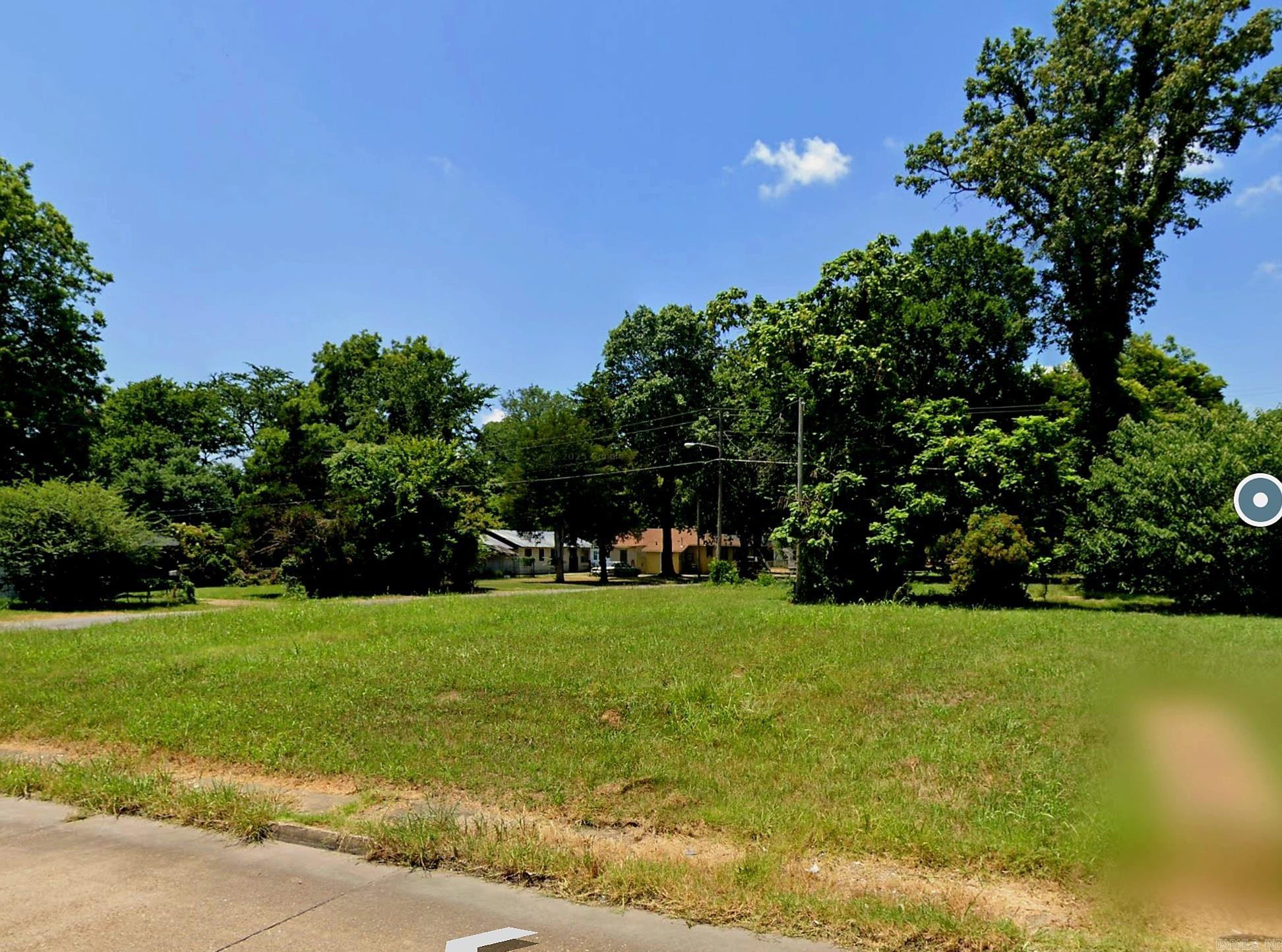 411 S Lilly  Blytheville, AR