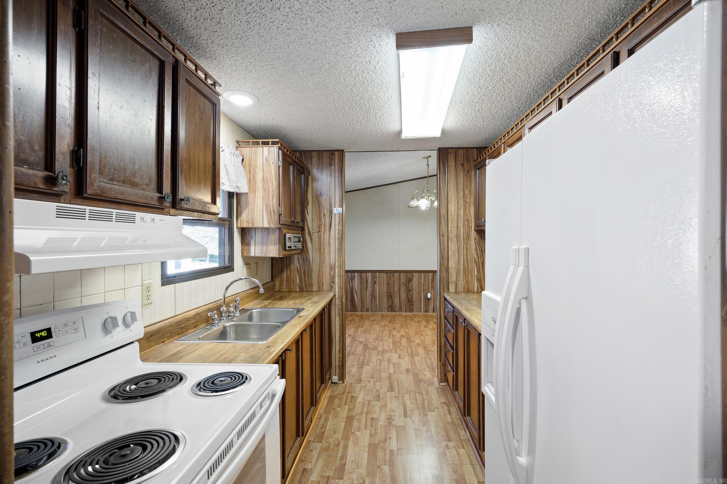 58 Rachel  Russellville, AR