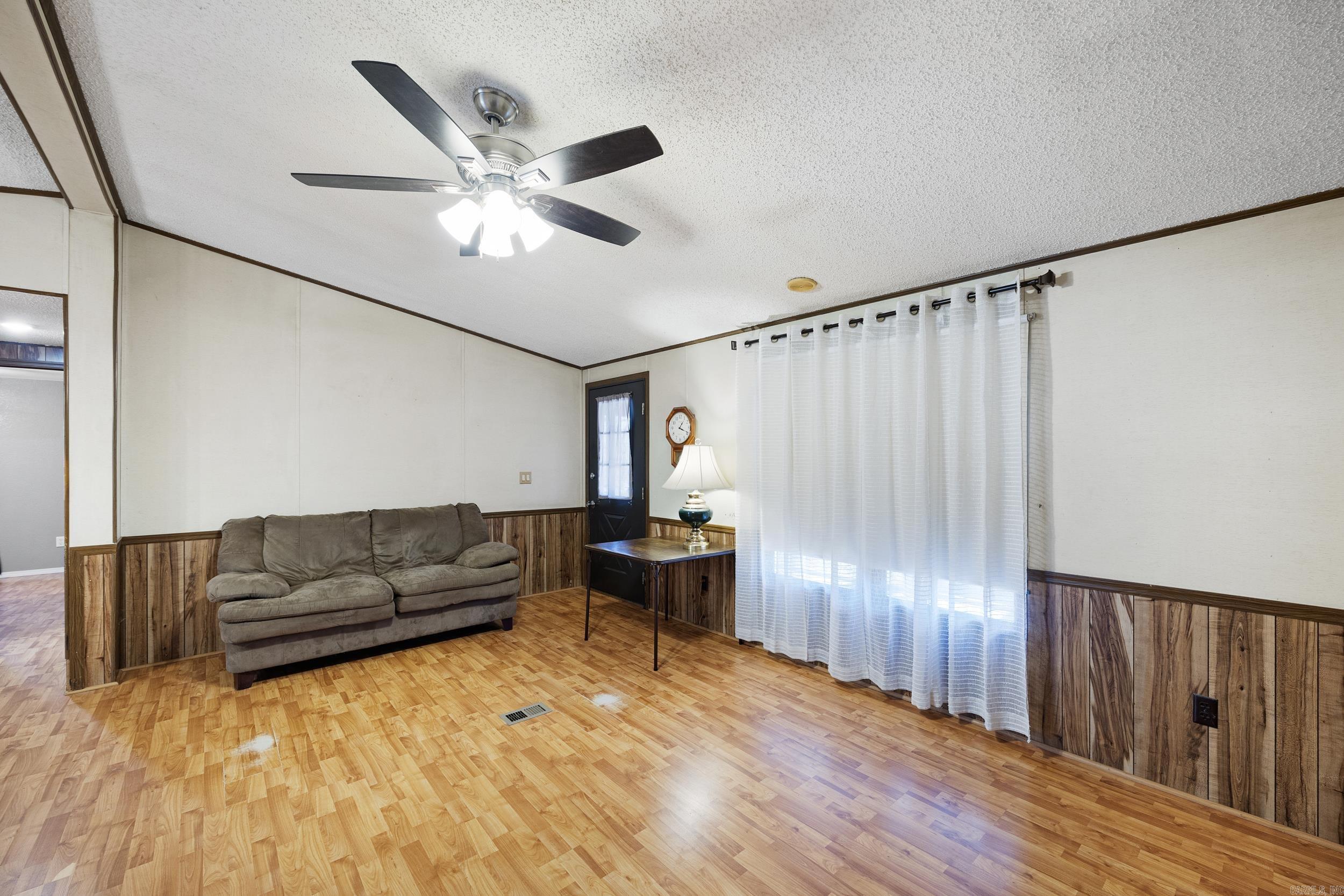 58 Rachel  Russellville, AR