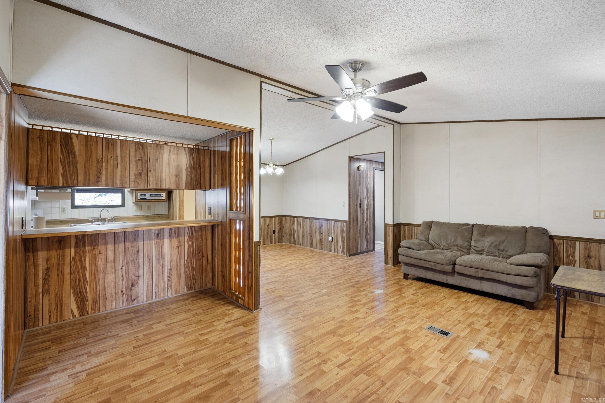 58 Rachel  Russellville, AR