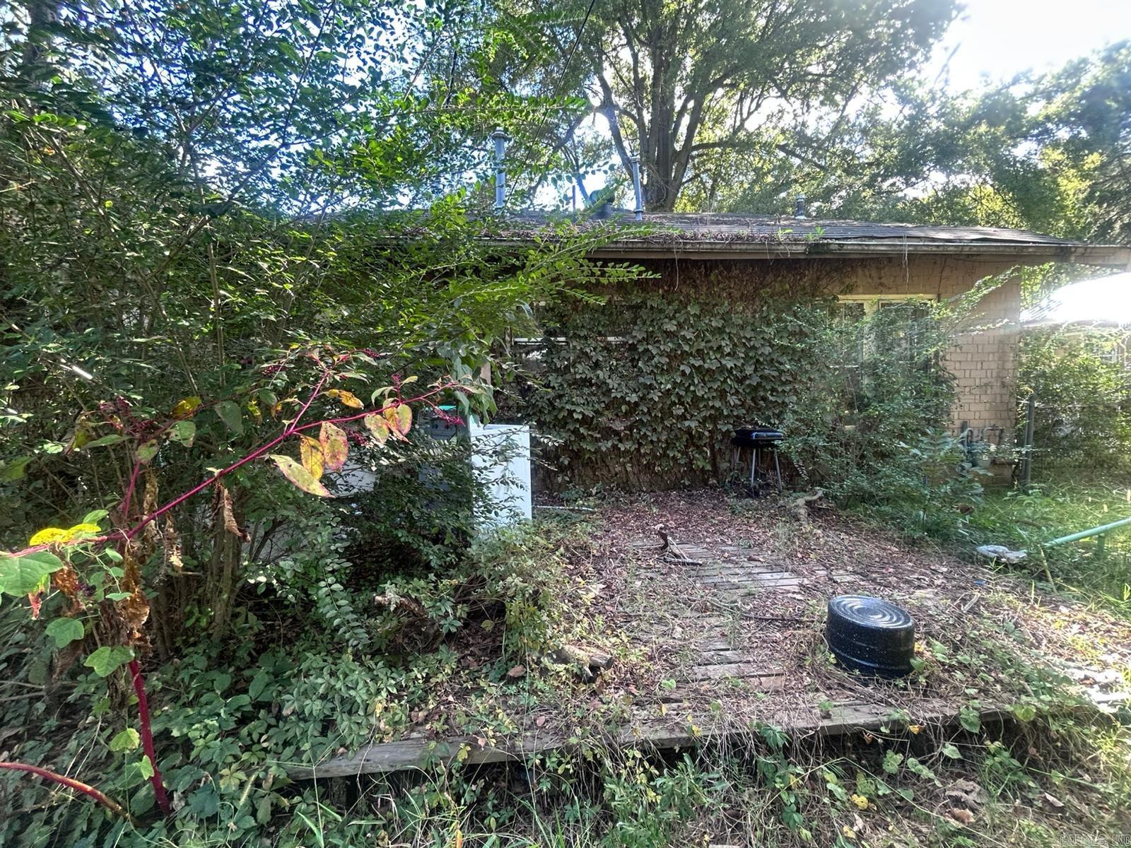 1120 Chickasawba  Blytheville, AR