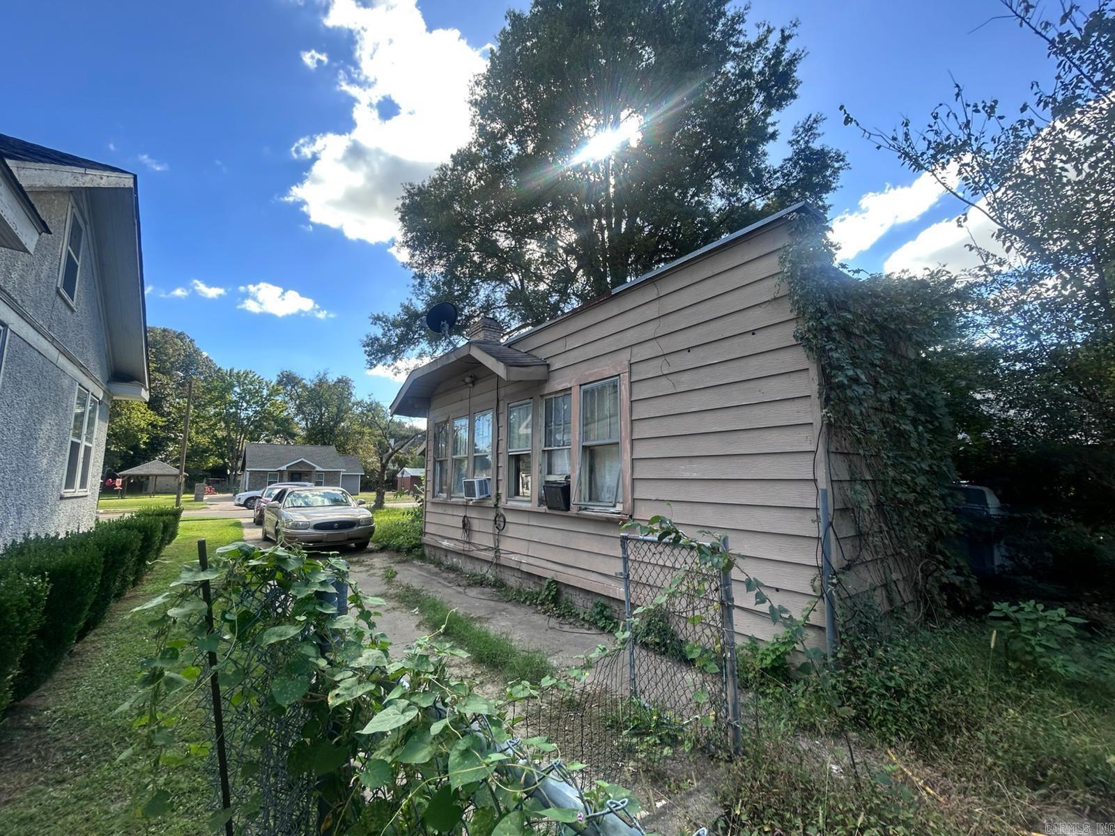 1120 Chickasawba  Blytheville, AR