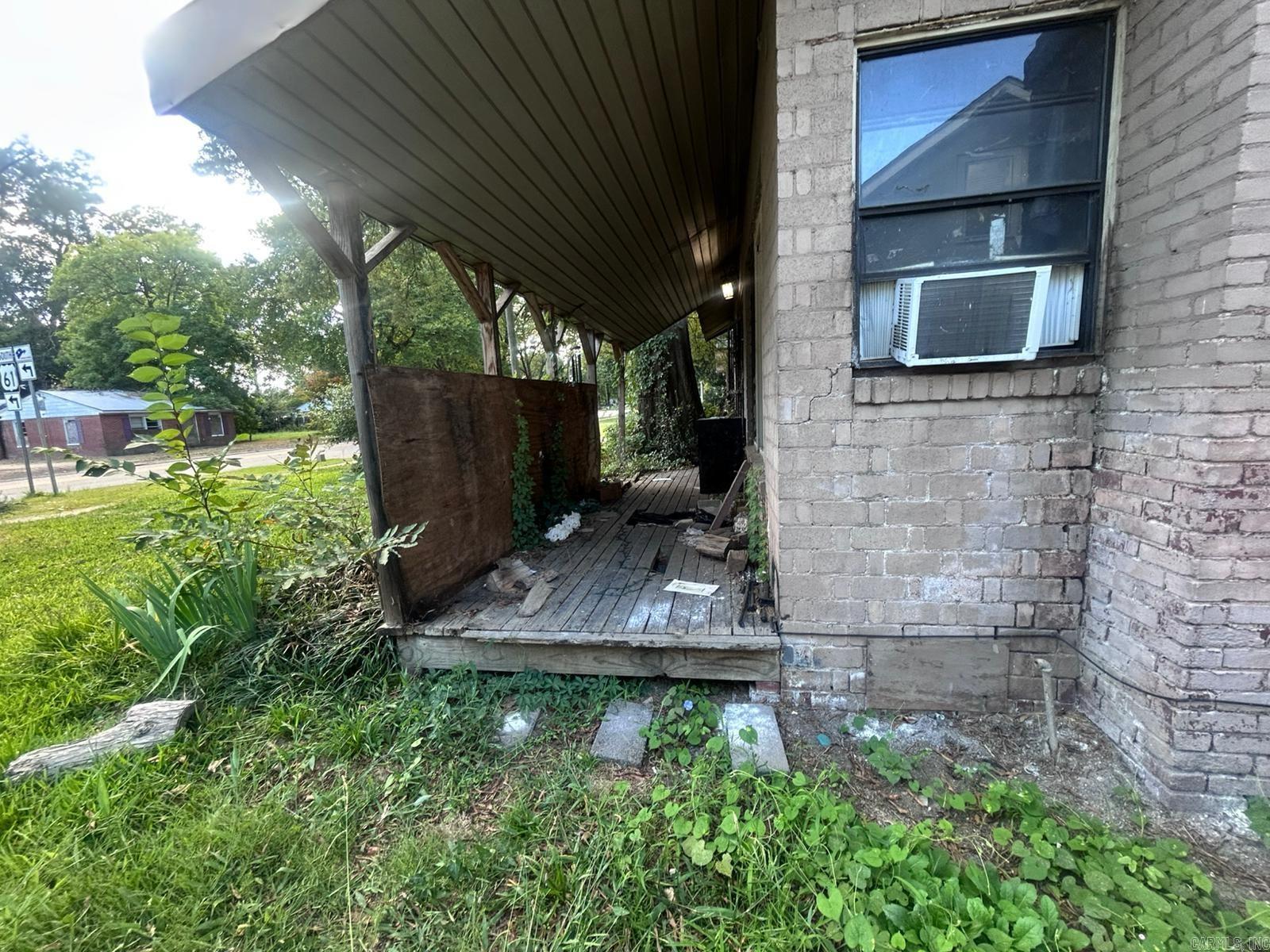 1120 Chickasawba  Blytheville, AR