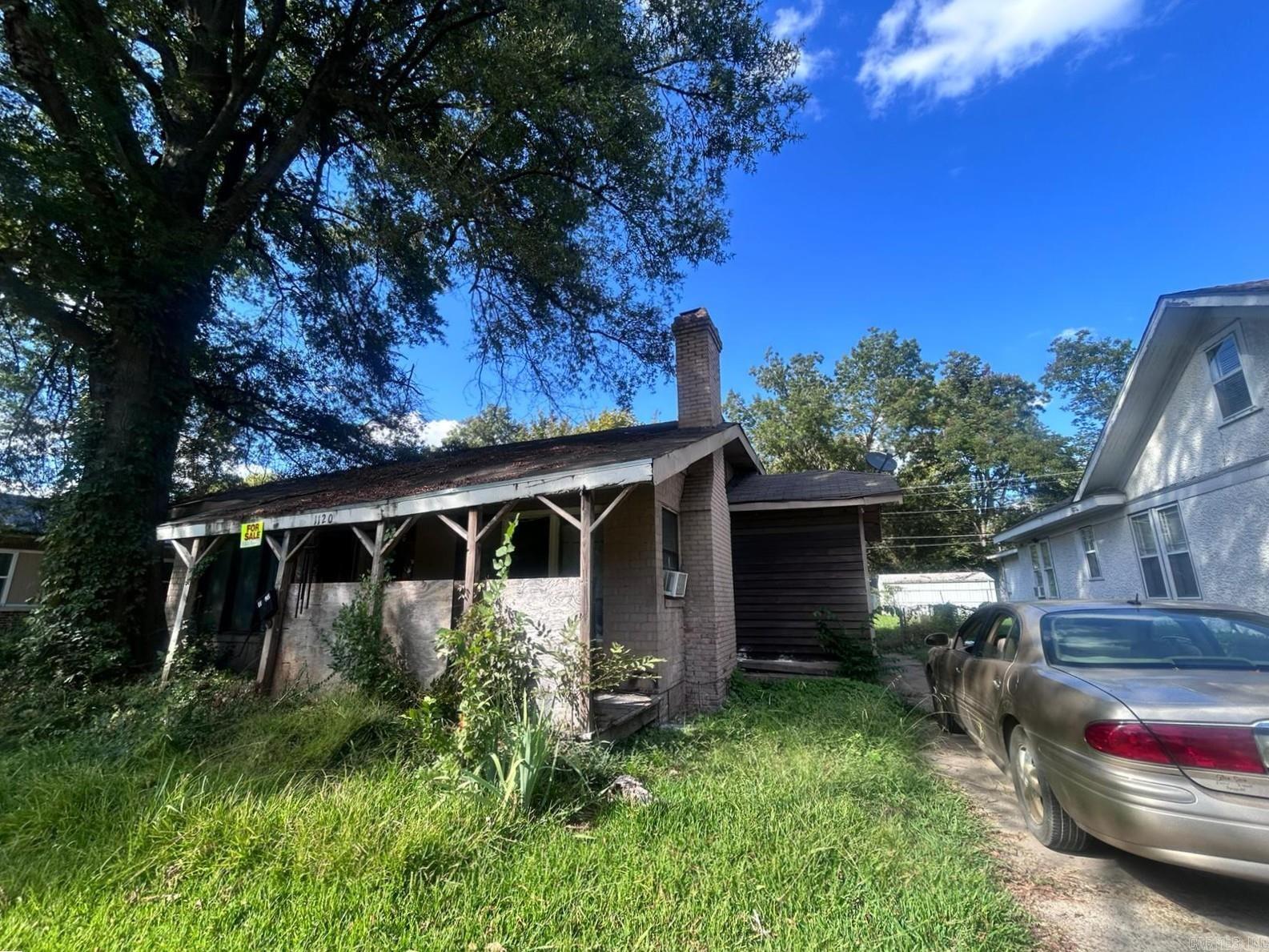 1120 Chickasawba  Blytheville, AR