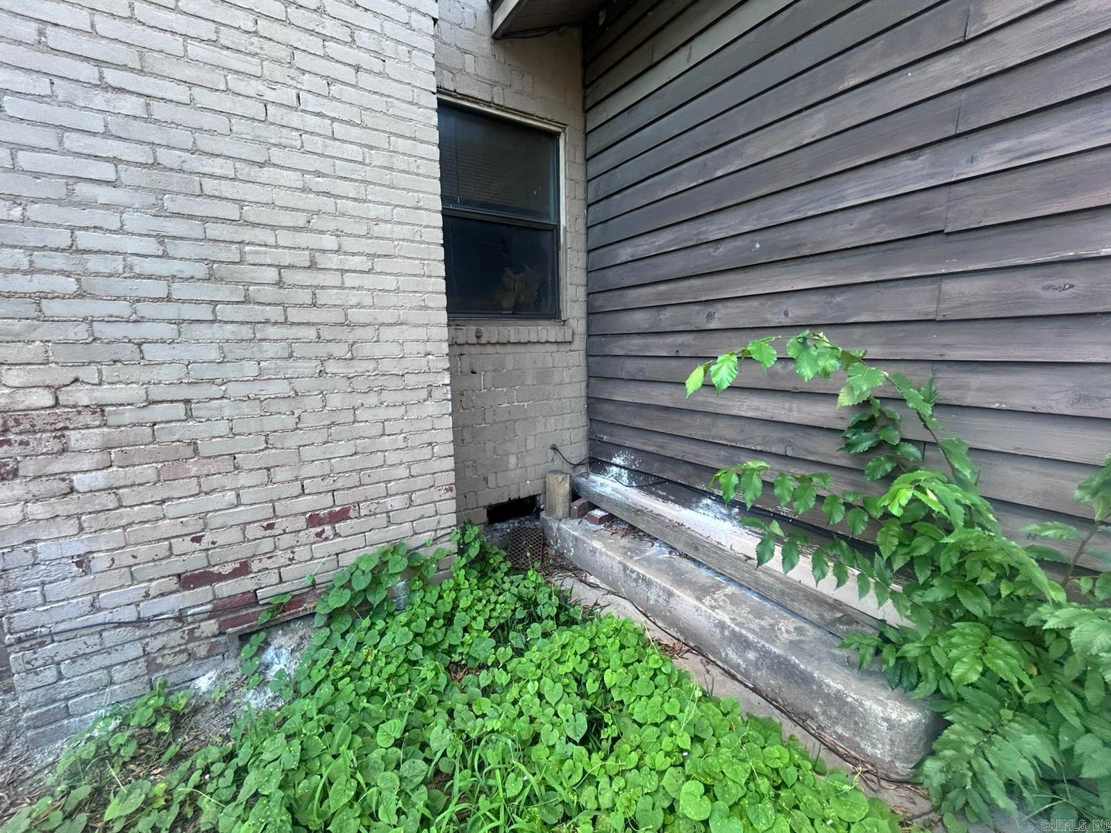 1120 Chickasawba  Blytheville, AR
