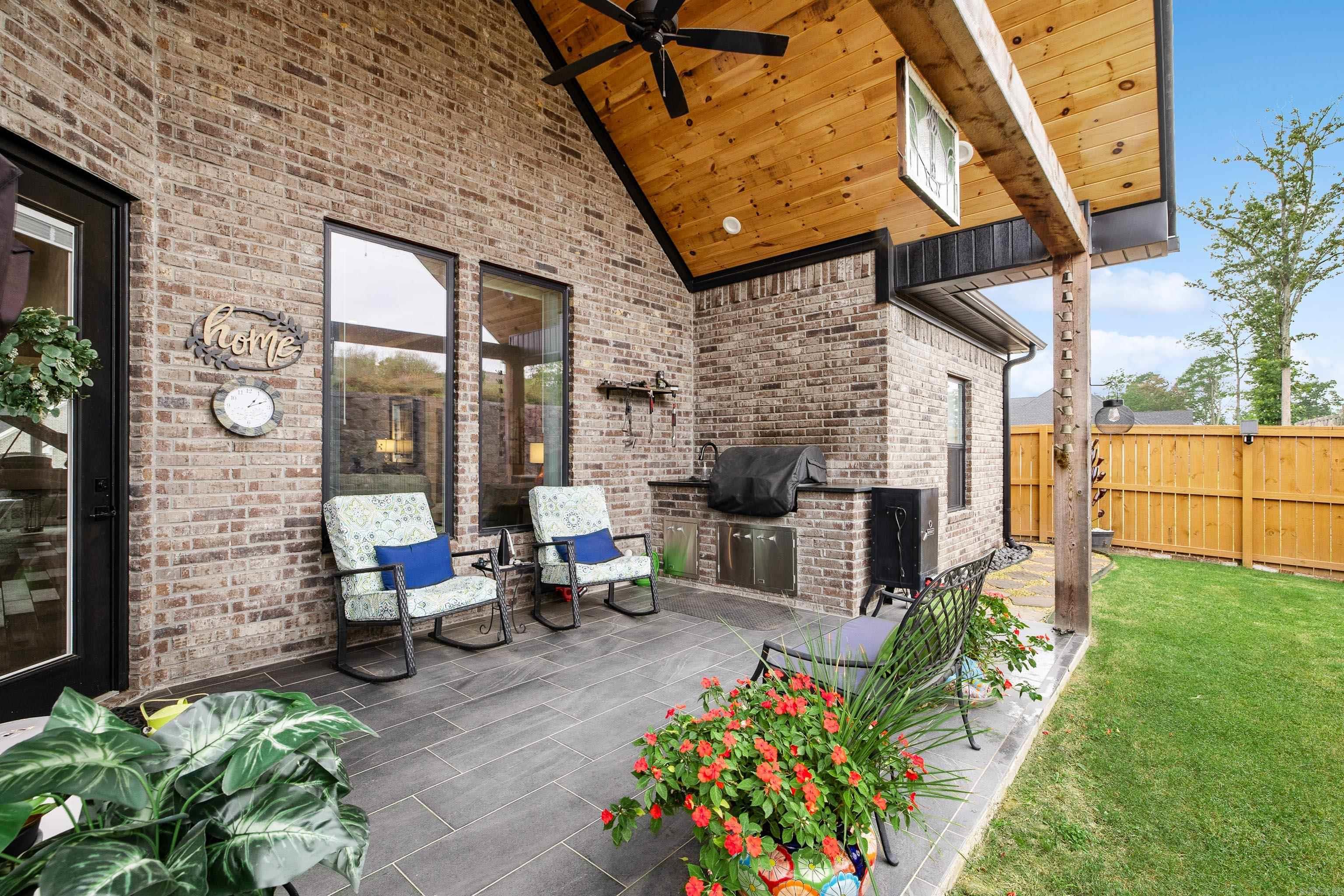 2508 Hurricane Gardens Drive  Bryant, AR