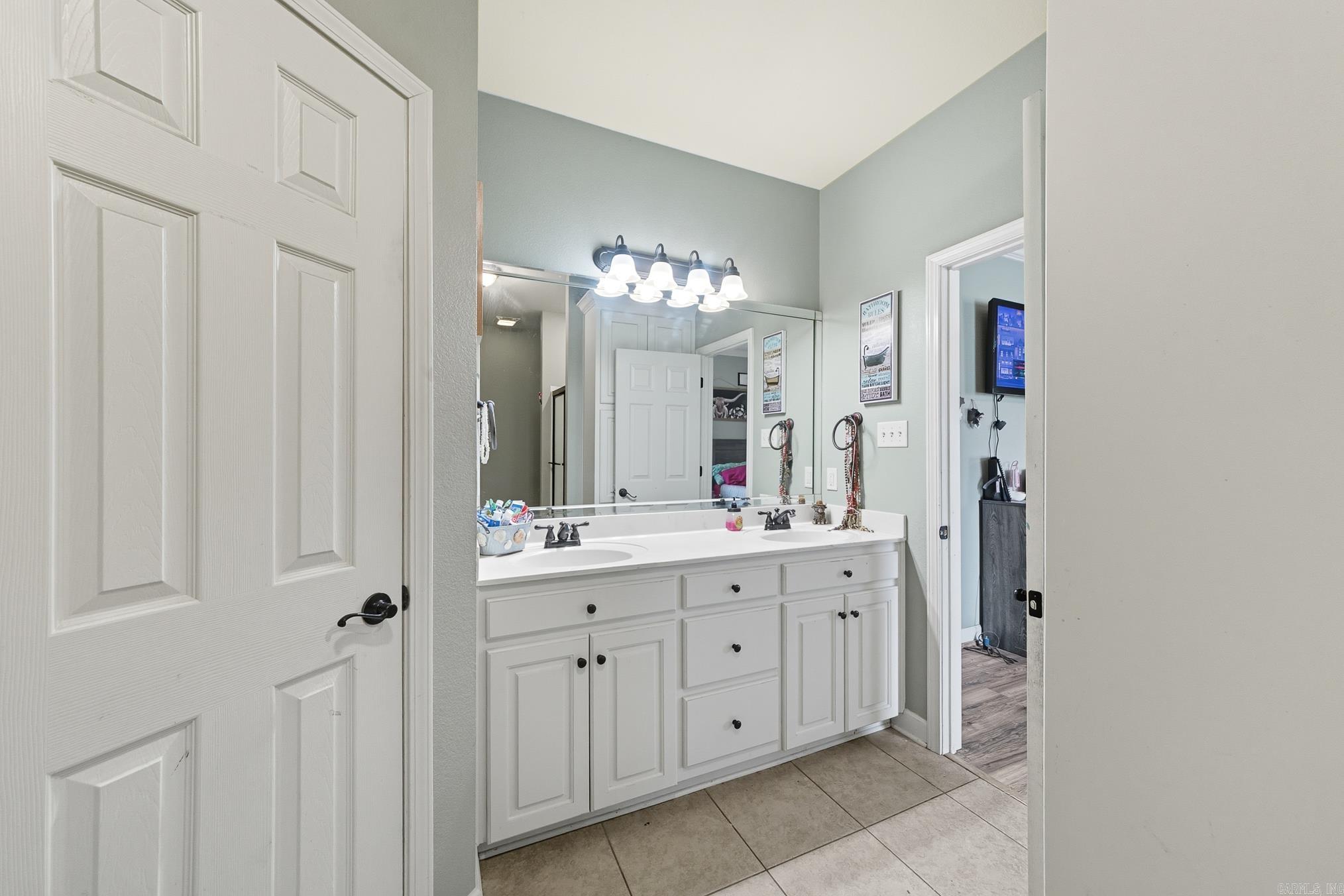 1064 Oliver  Cabot, AR