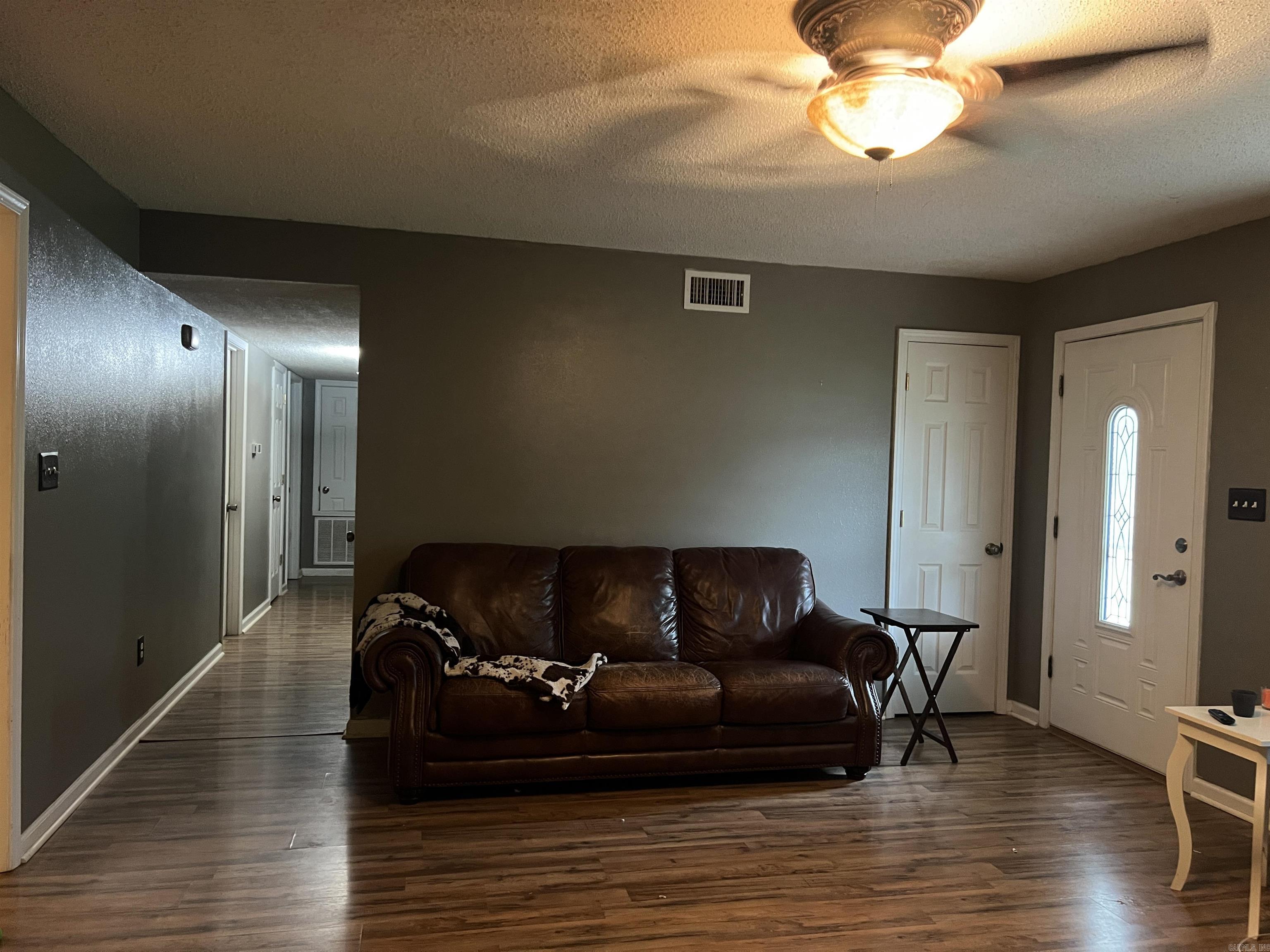 904 W Dogwood  Star City, AR