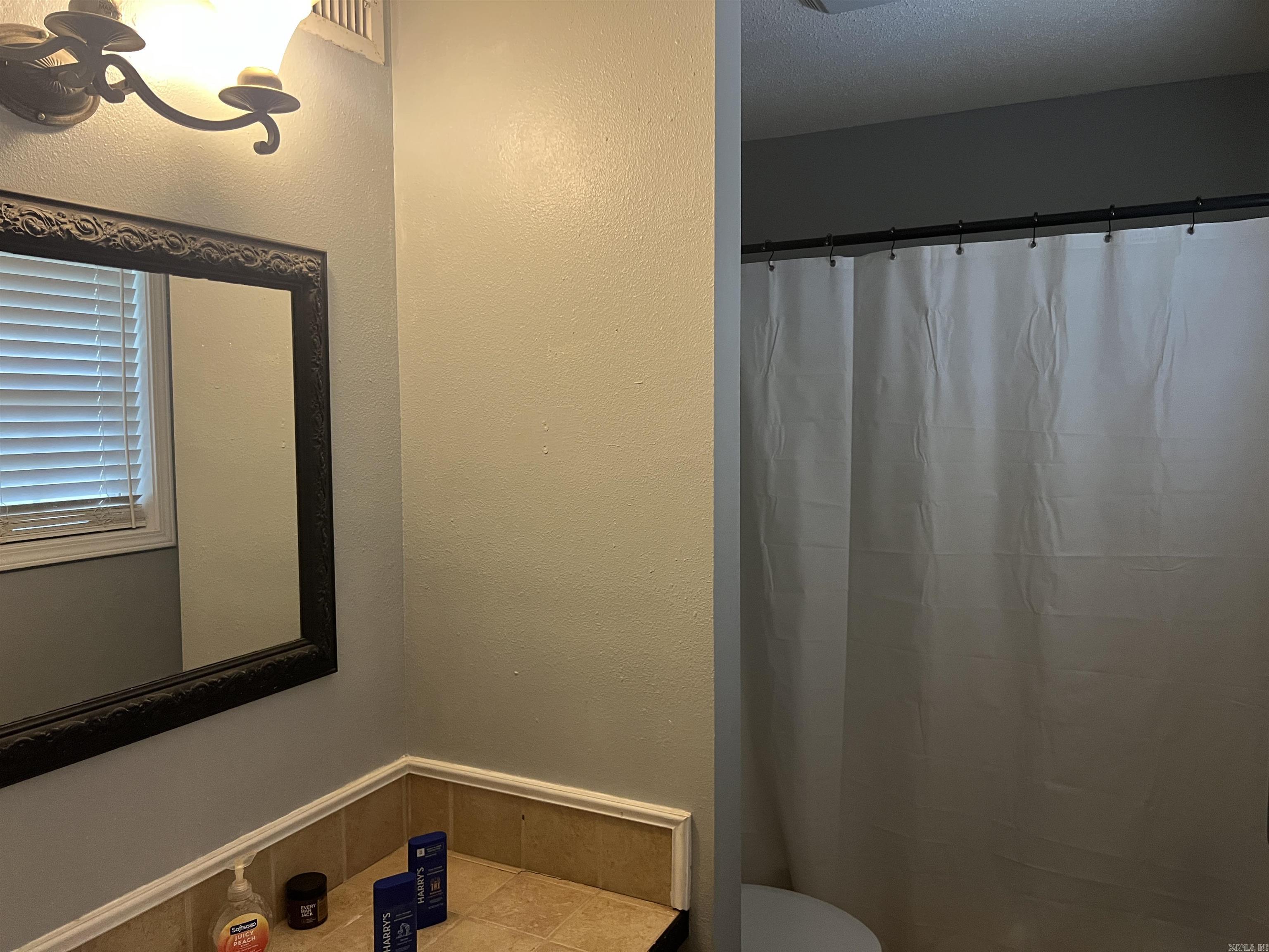 904 W Dogwood  Star City, AR
