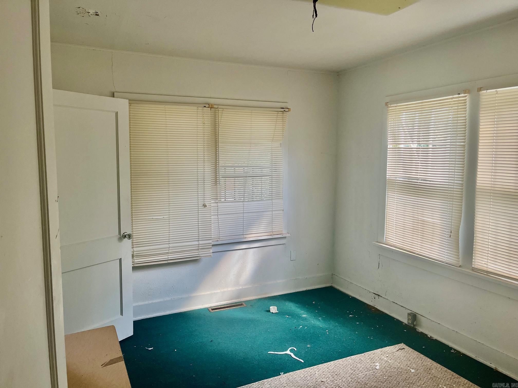 221 Oaklawn  Hot Springs, AR