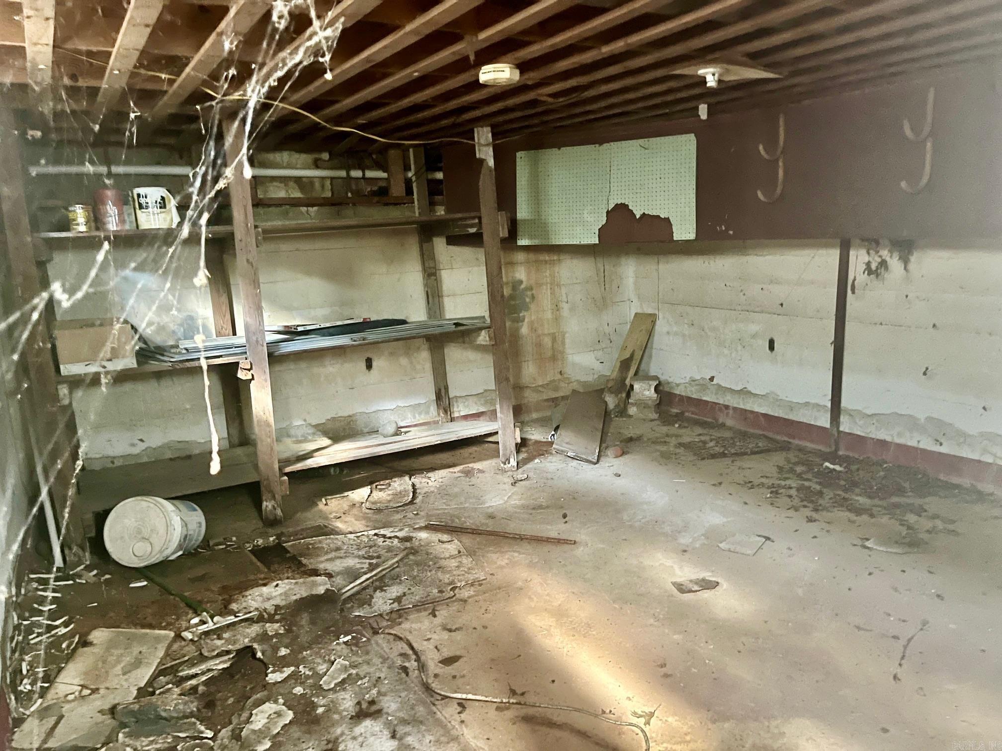 221 Oaklawn  Hot Springs, AR