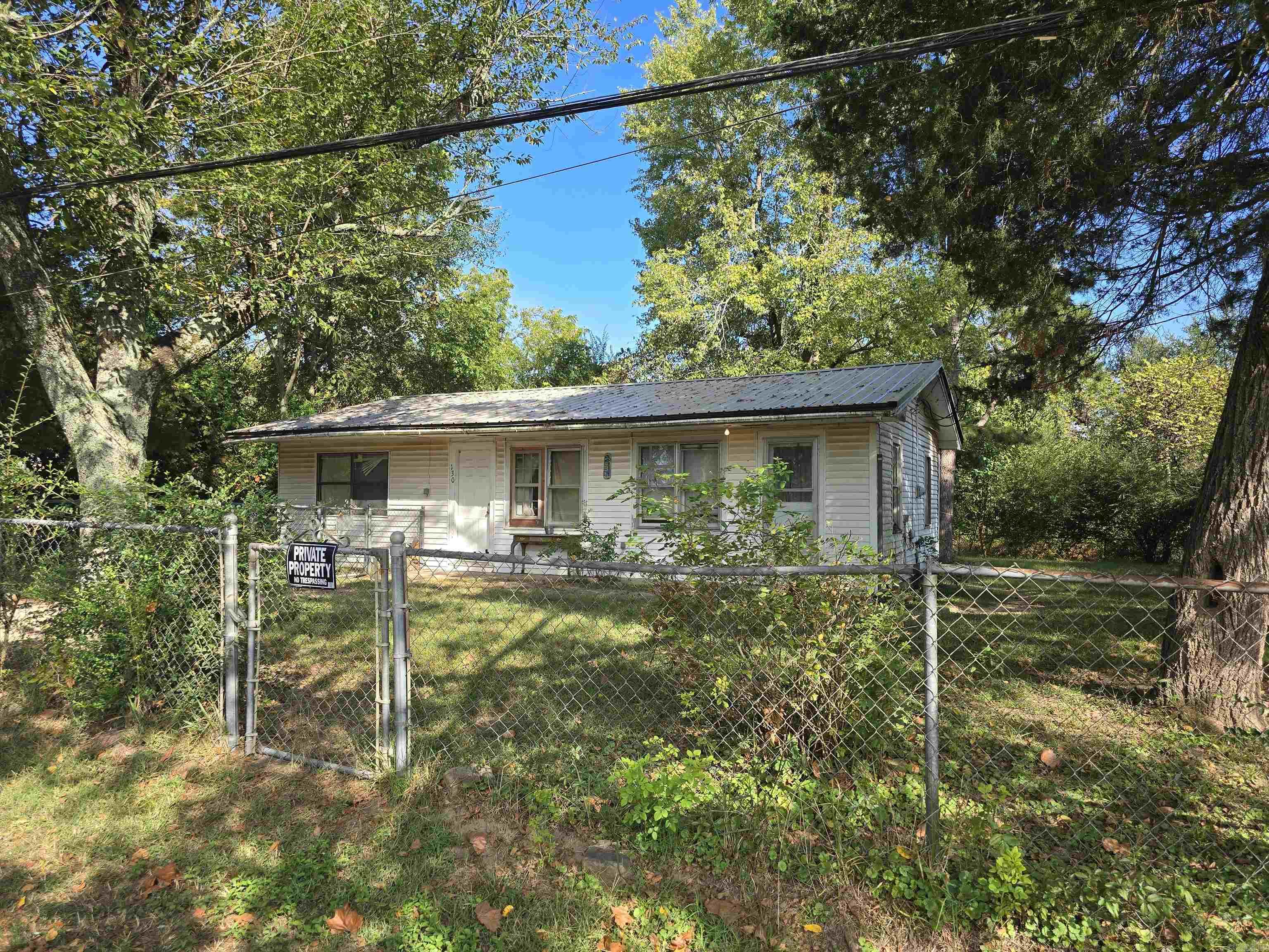 130 W Johnson  Hatfield, AR