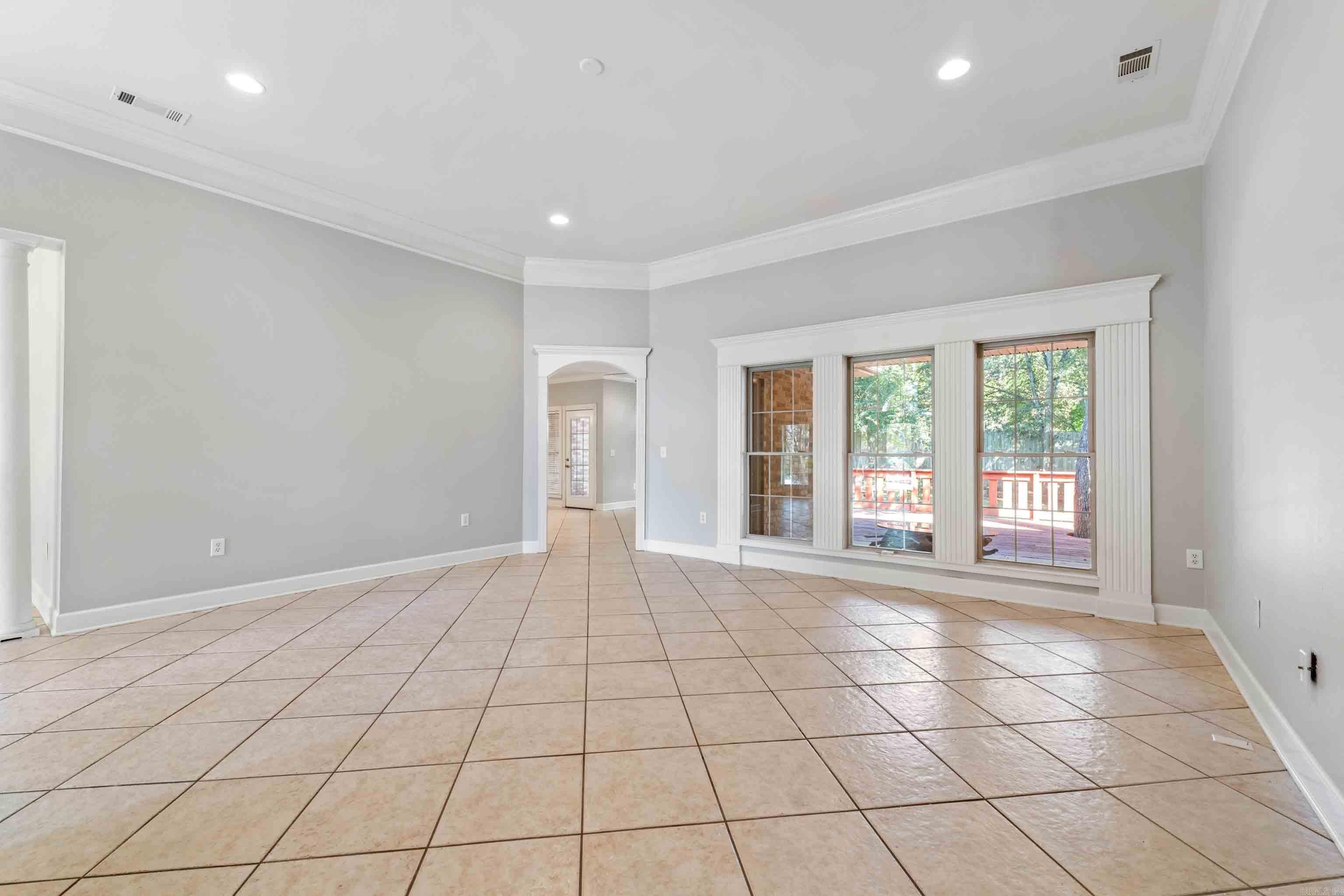 6706 Worth  Benton, AR