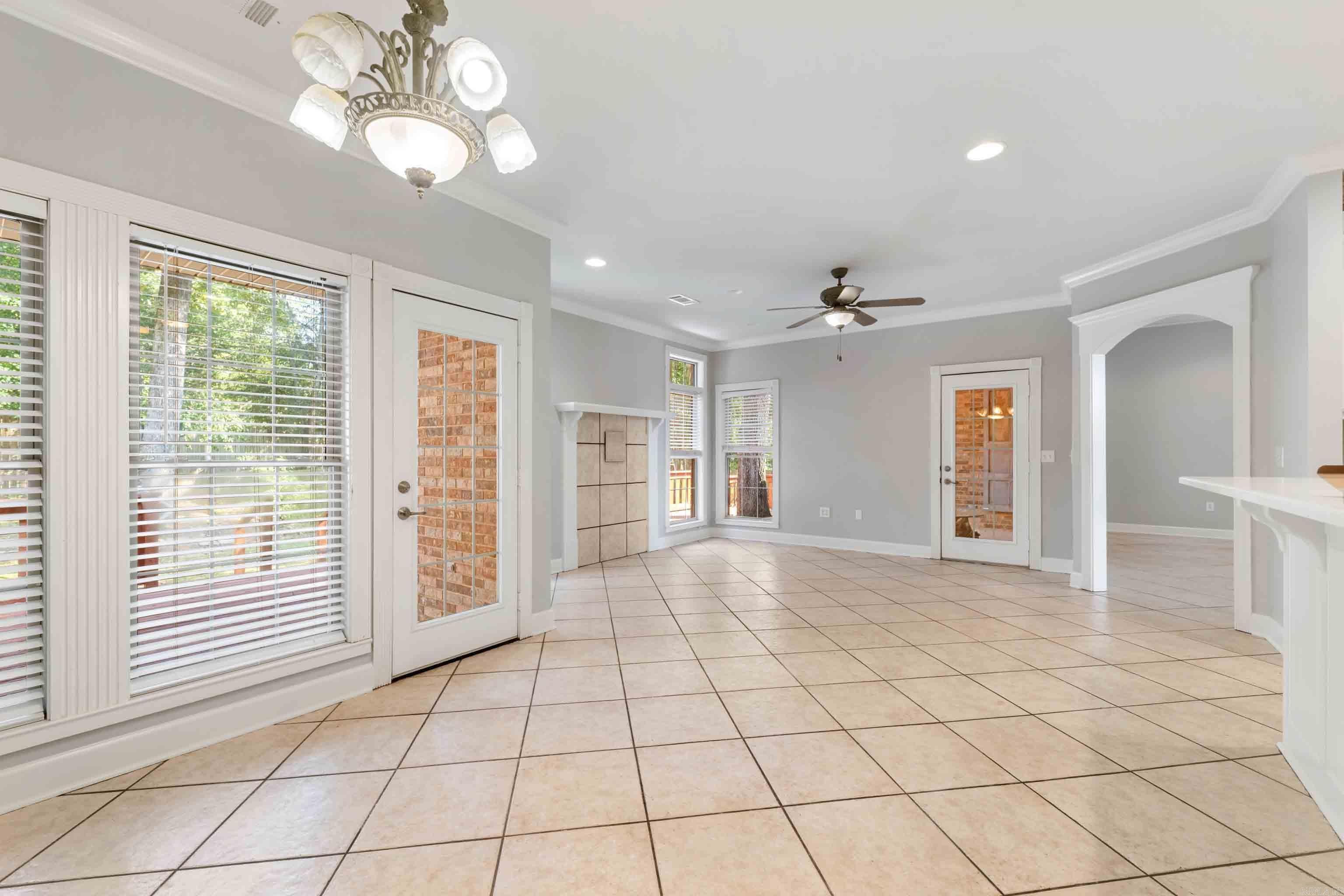 6706 Worth  Benton, AR