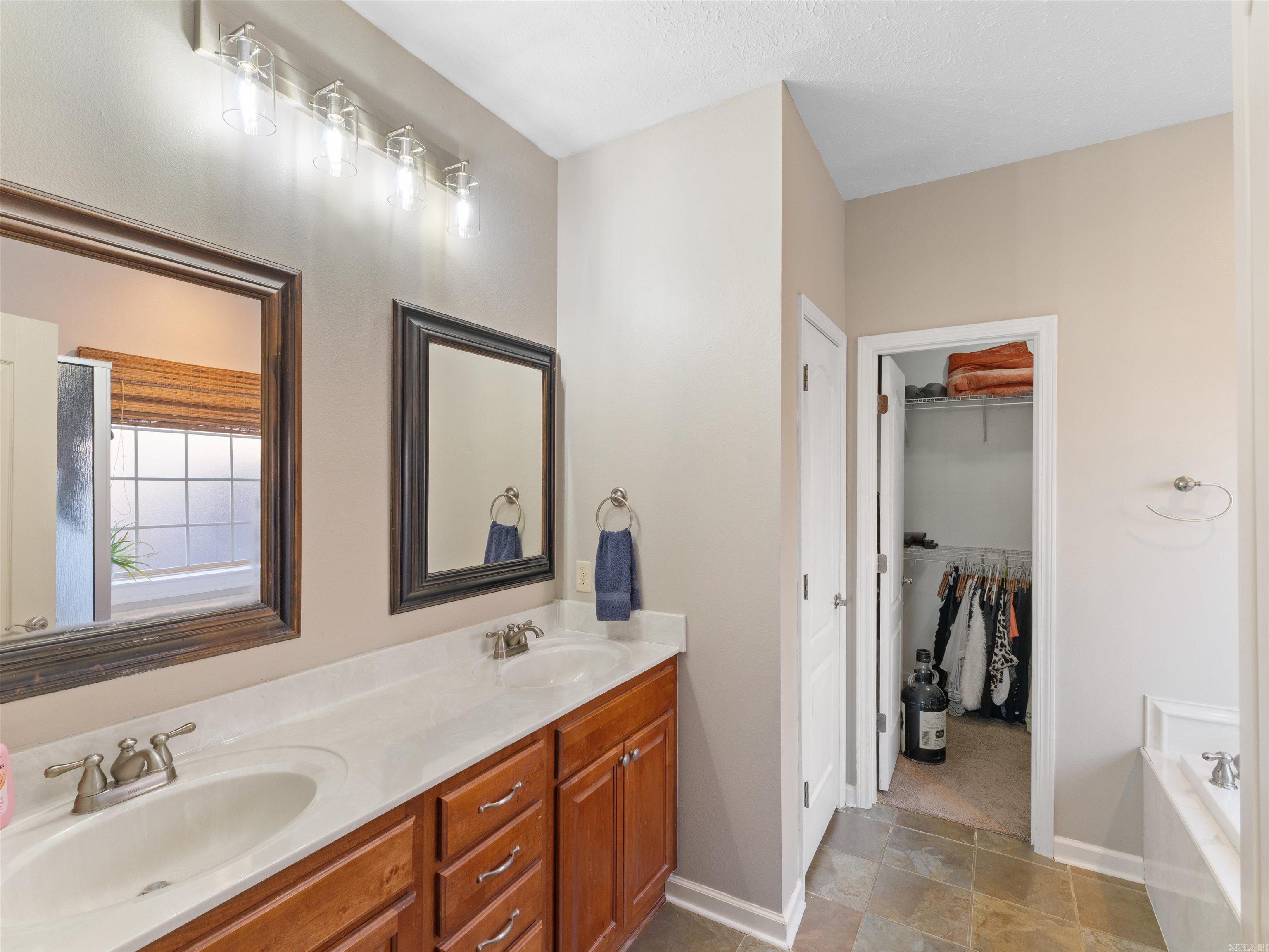 23 Blueberry Lane  Cabot, AR