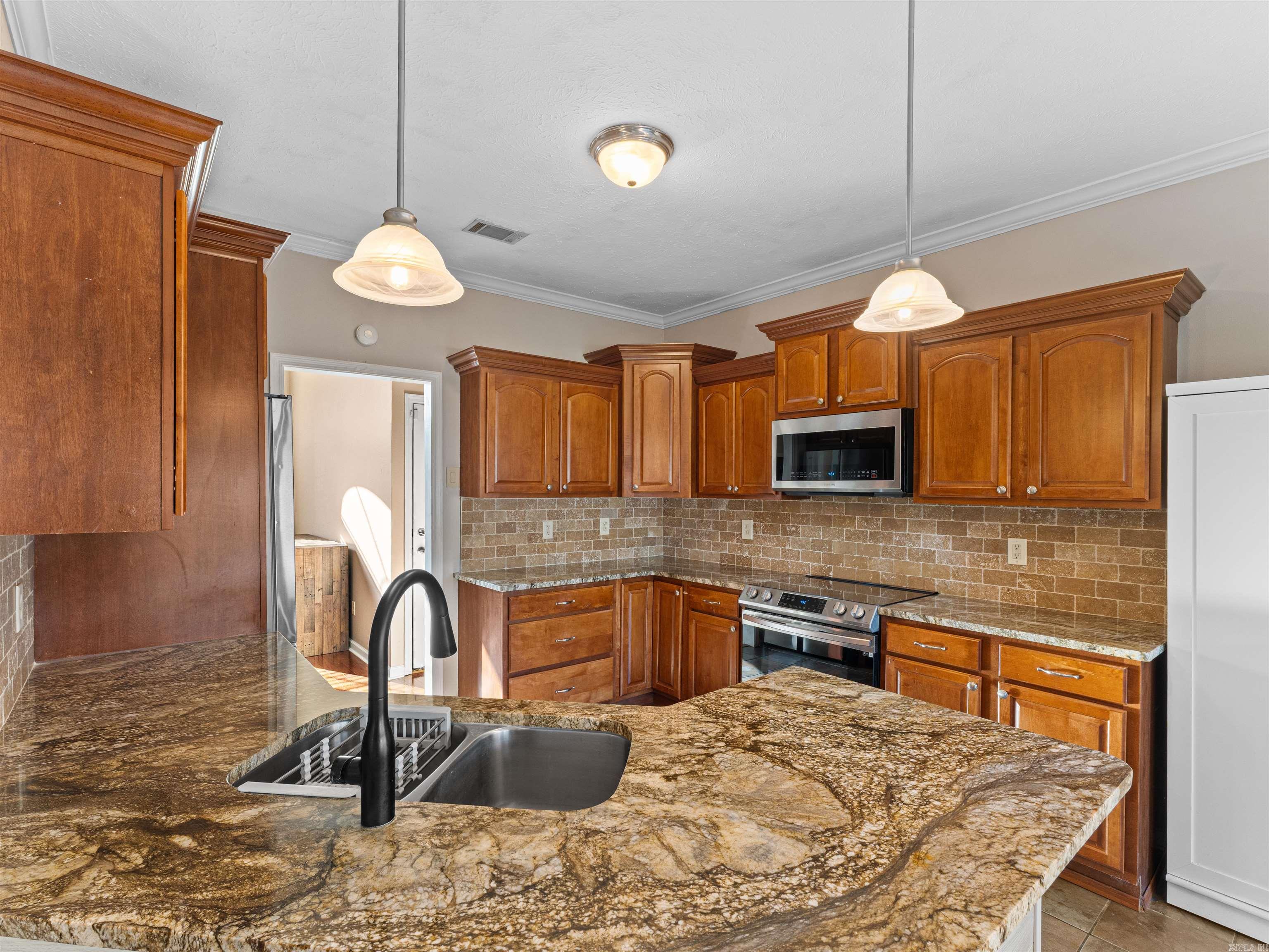 23 Blueberry Lane  Cabot, AR