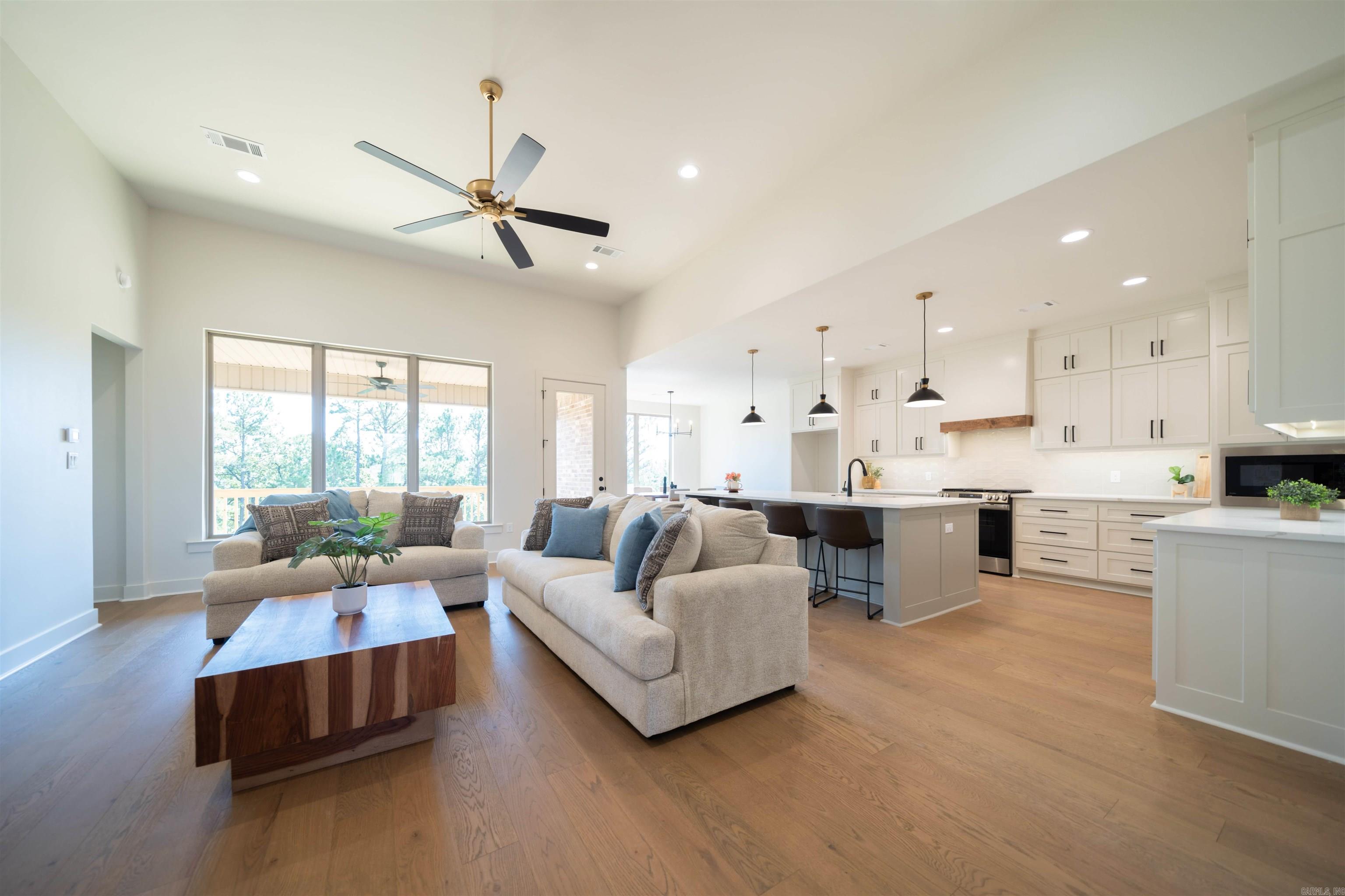 167 Ridgeview  Maumelle, AR