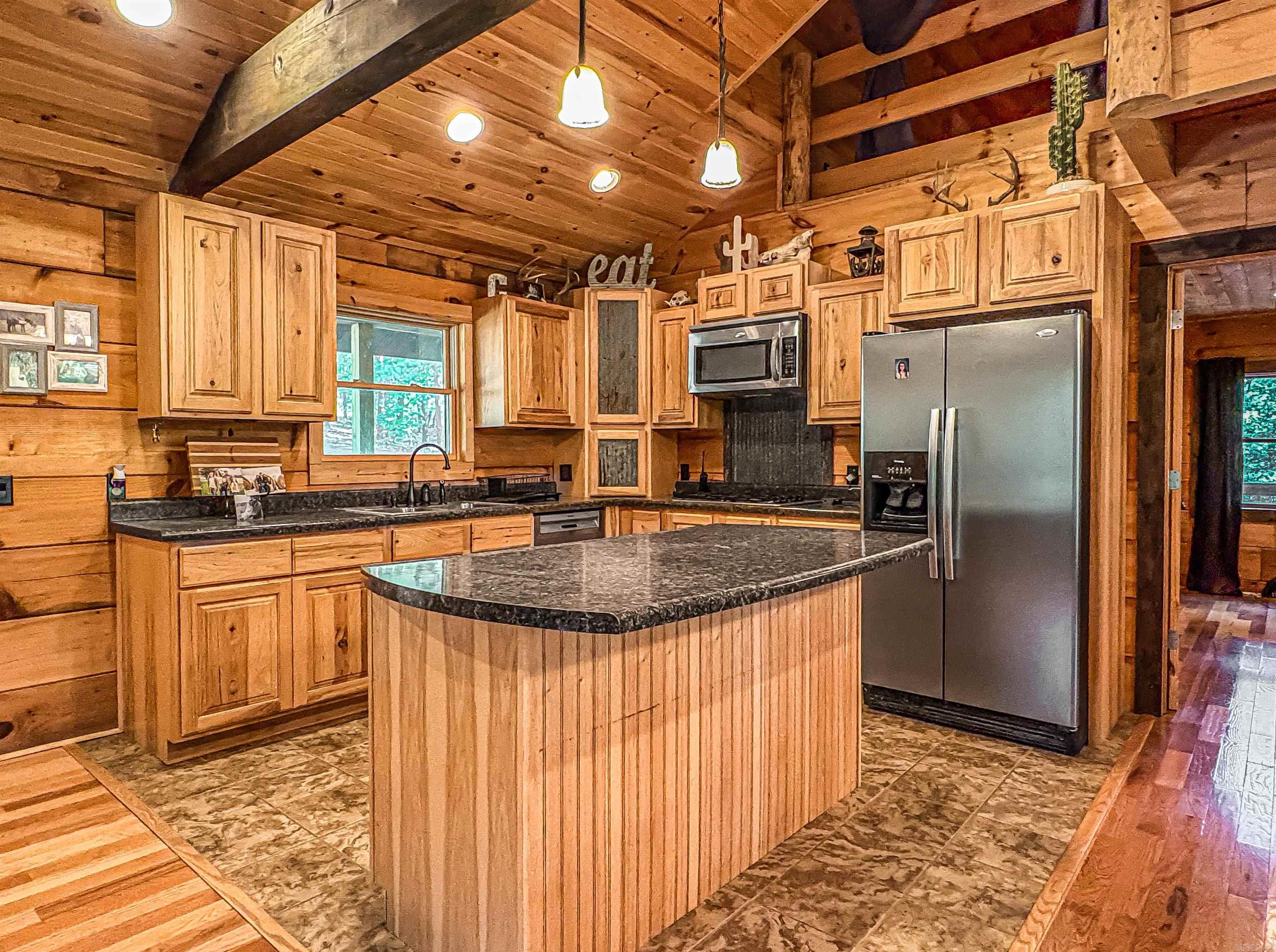 8081 S Hwy 14  Yellville, AR
