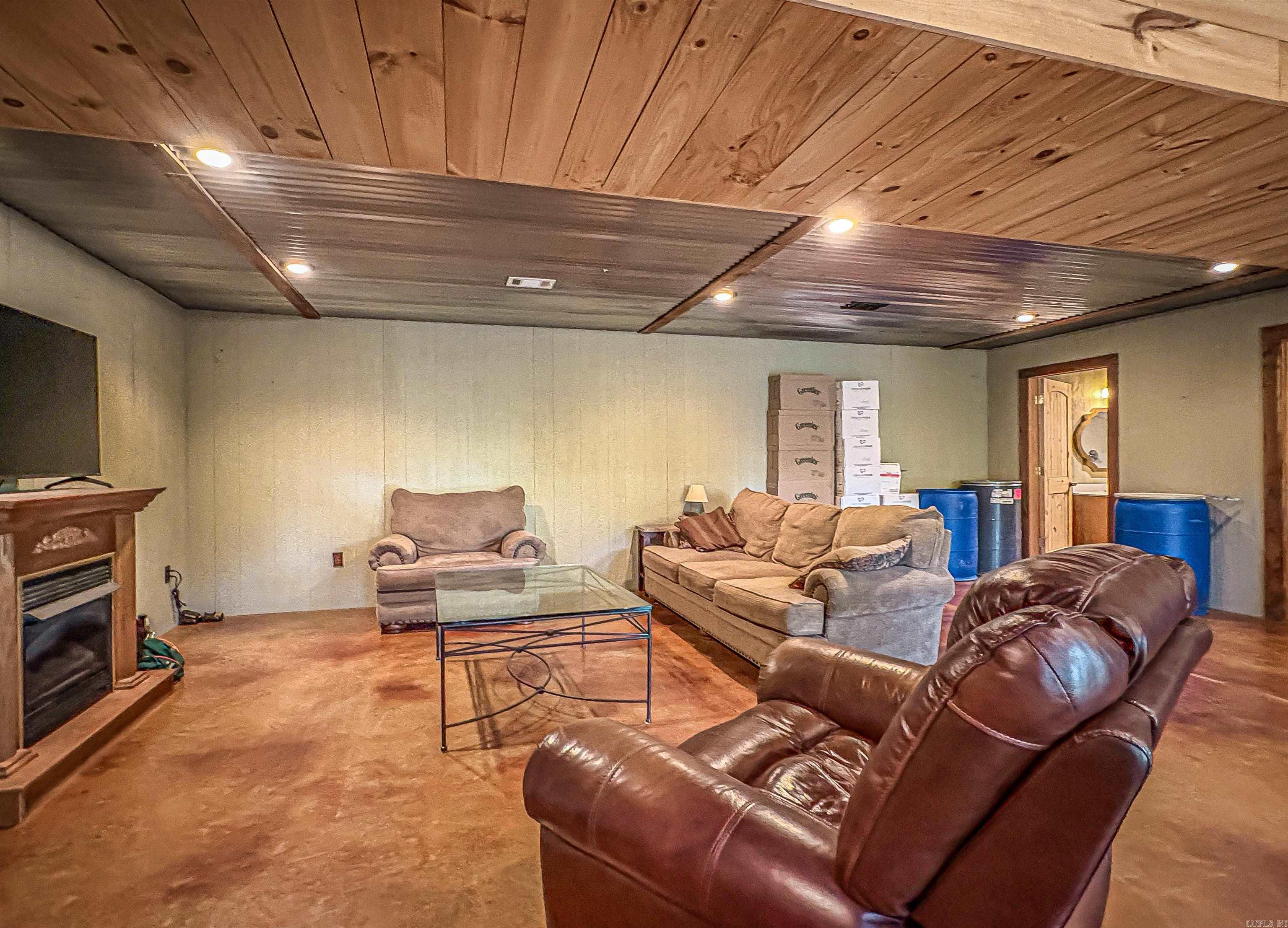 8081 S Hwy 14  Yellville, AR