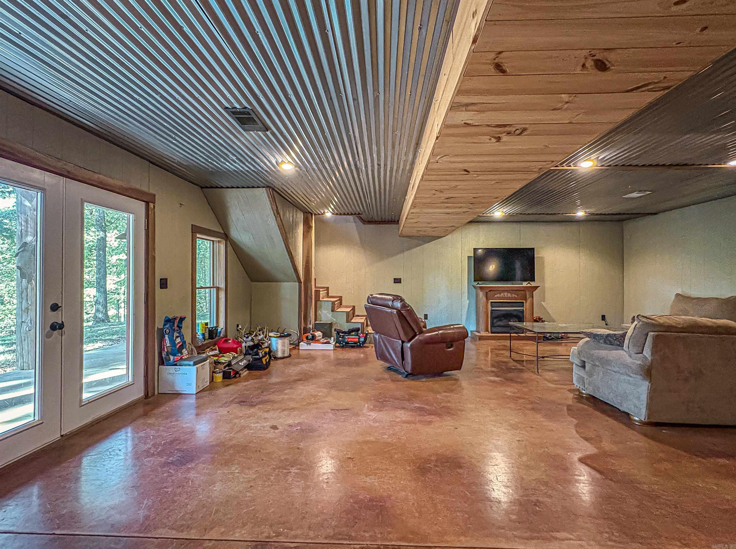 8081 S Hwy 14  Yellville, AR