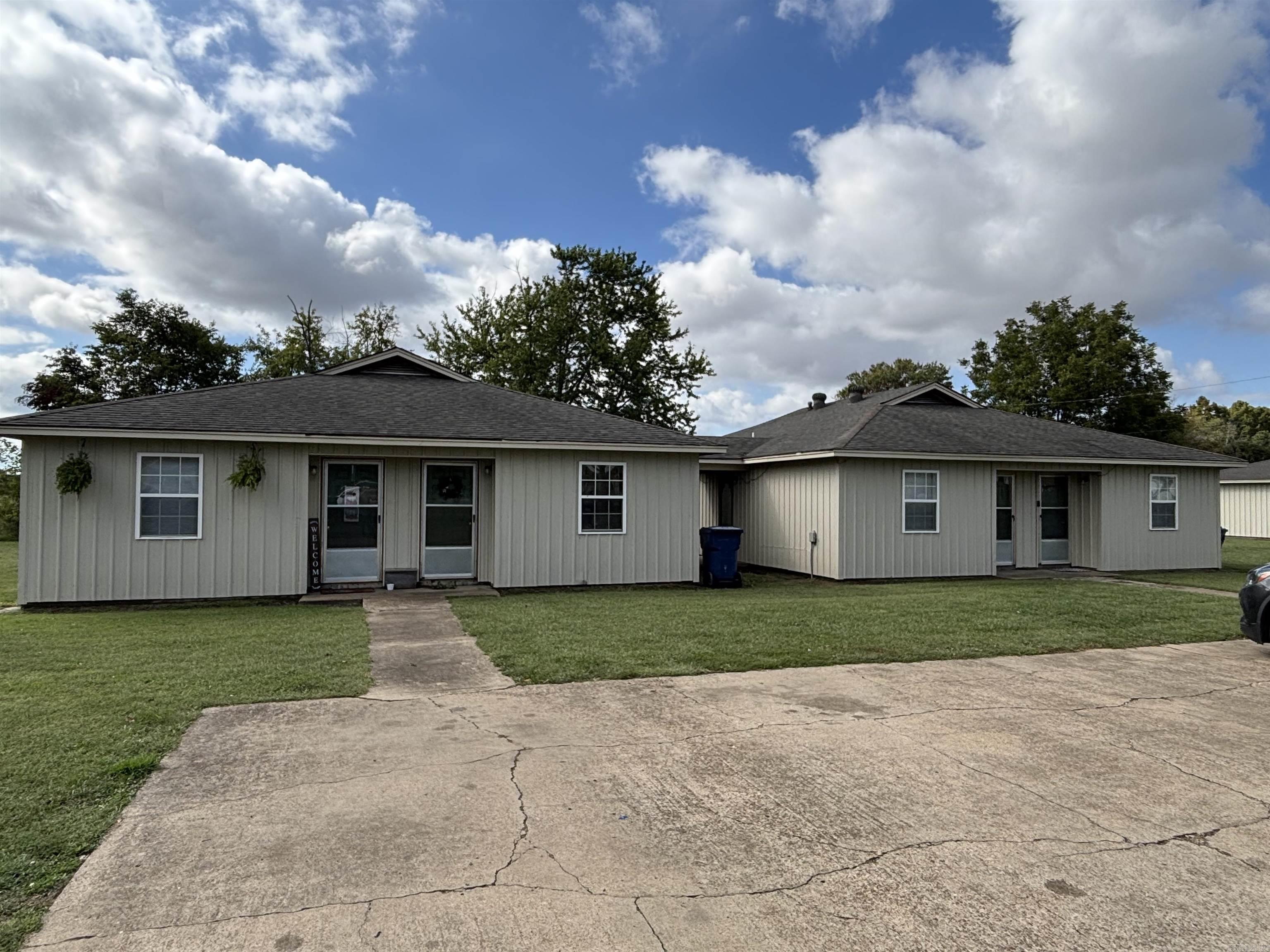555 Clement Ln  Gosnell, AR