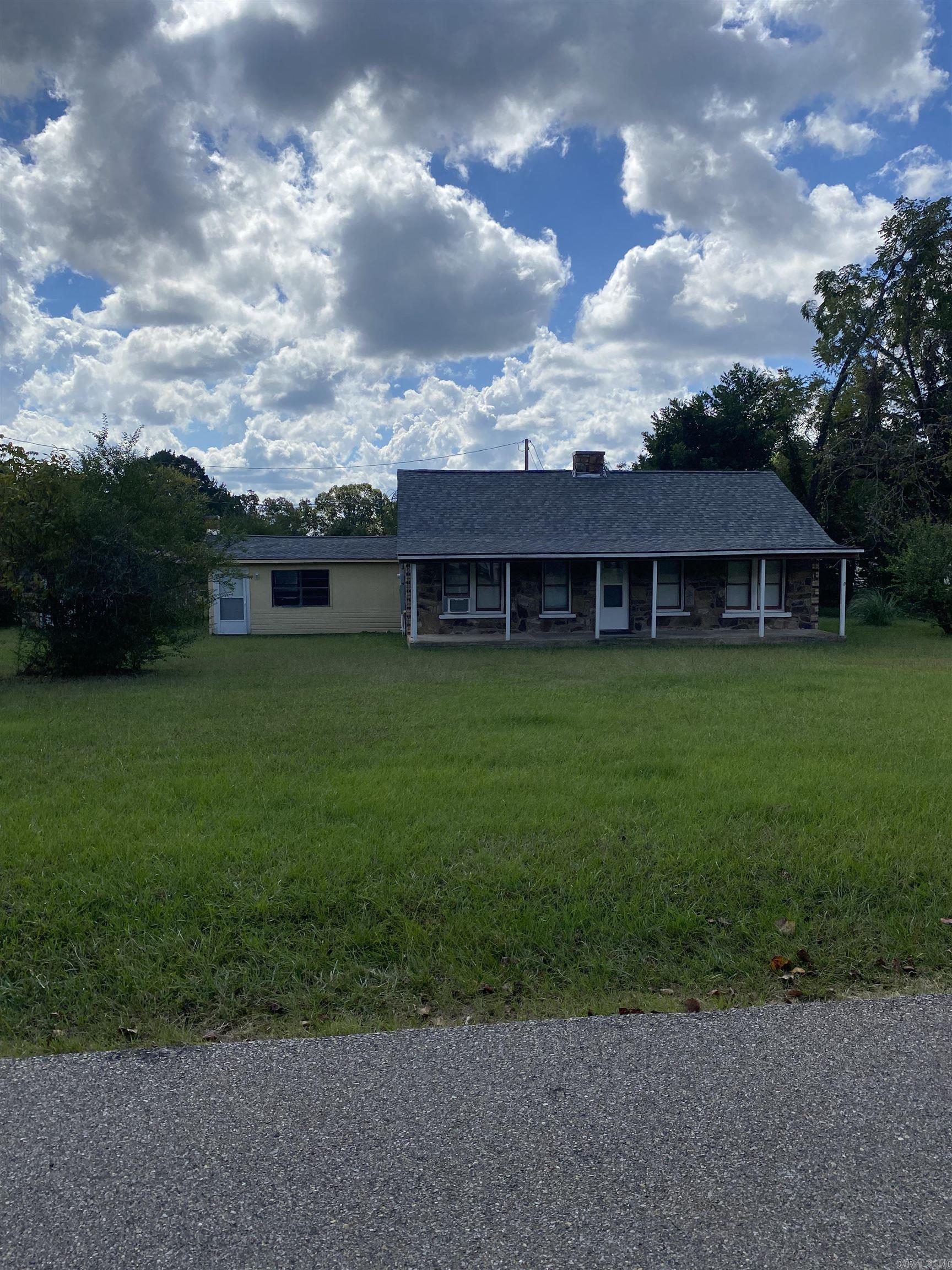 2210 Missouri Ave  Mena, AR