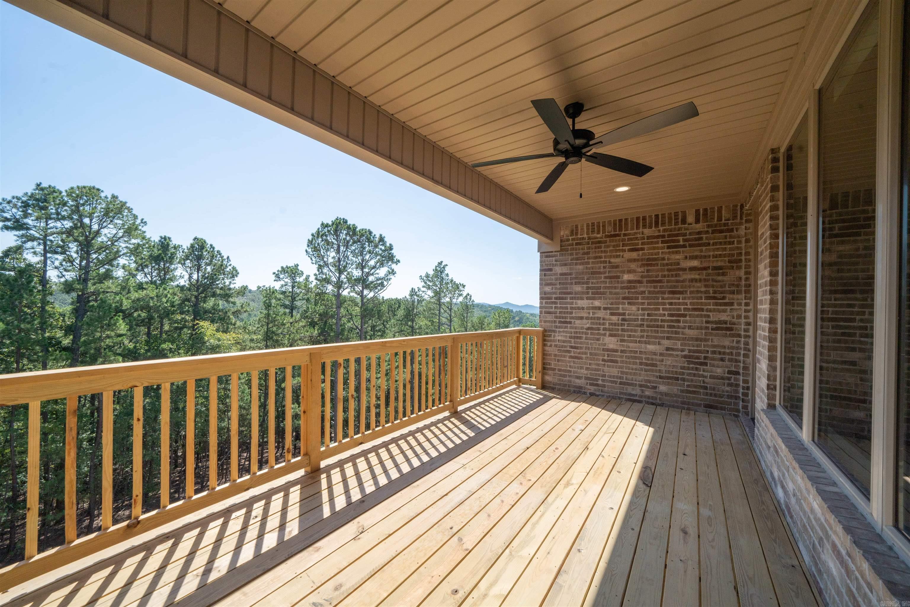 169 Ridgeview  Maumelle, AR