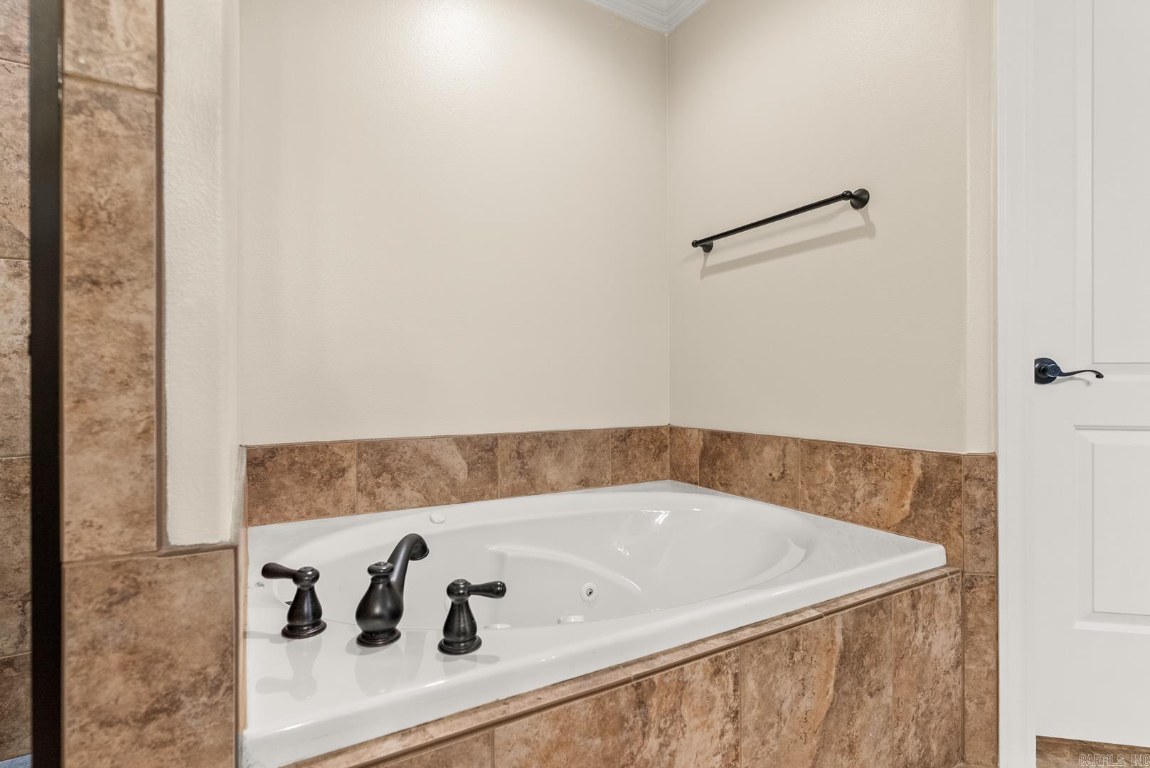 108 Danielle Cir  Maumelle, AR