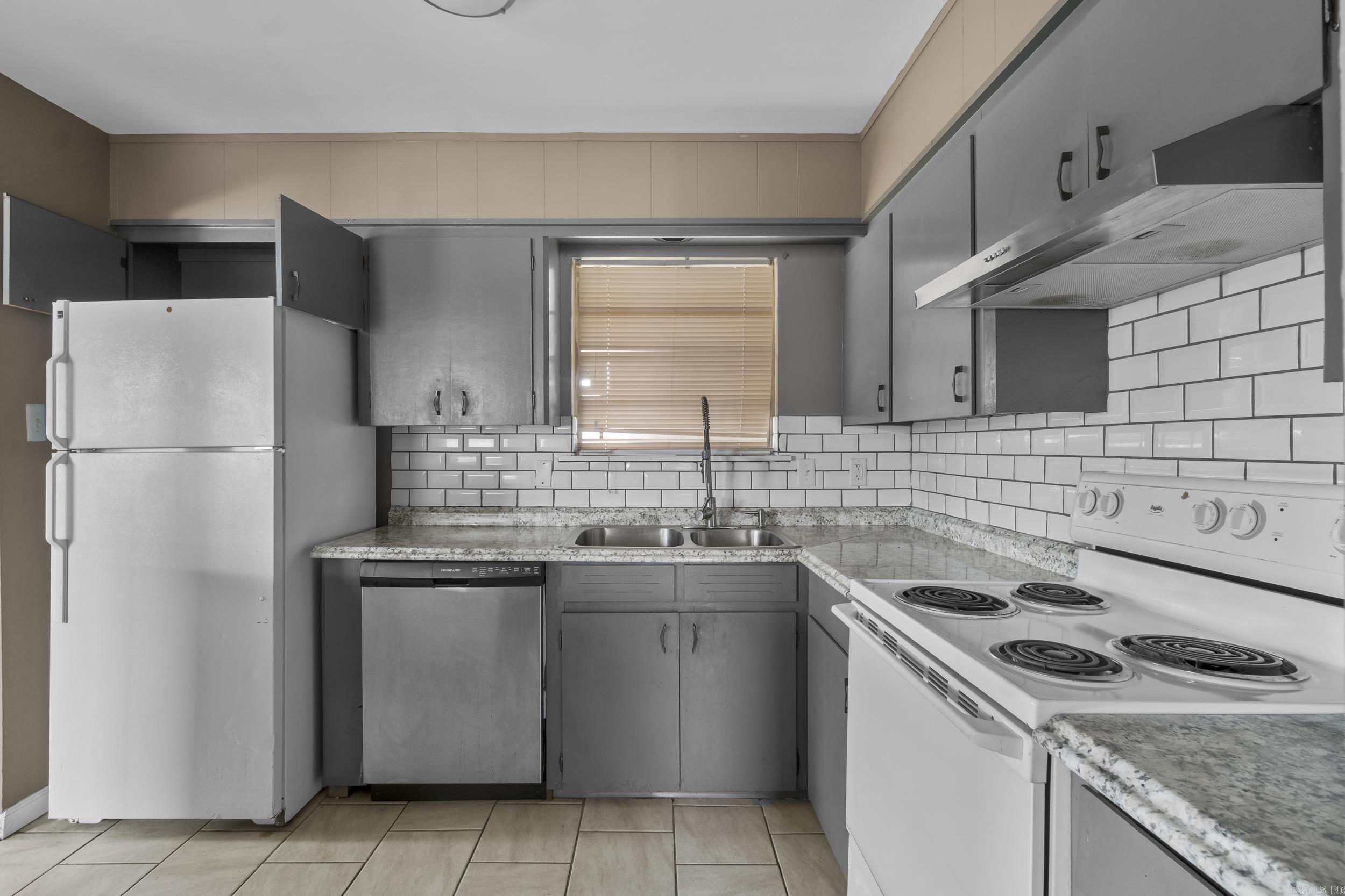 60 Oakview  North Little Rock, AR