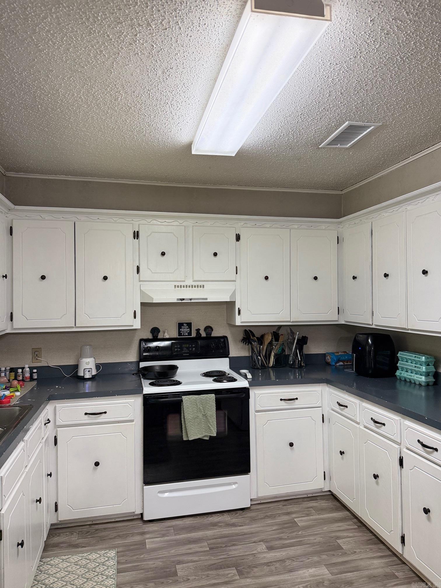 413 N. Fairbanks  Russellville, AR