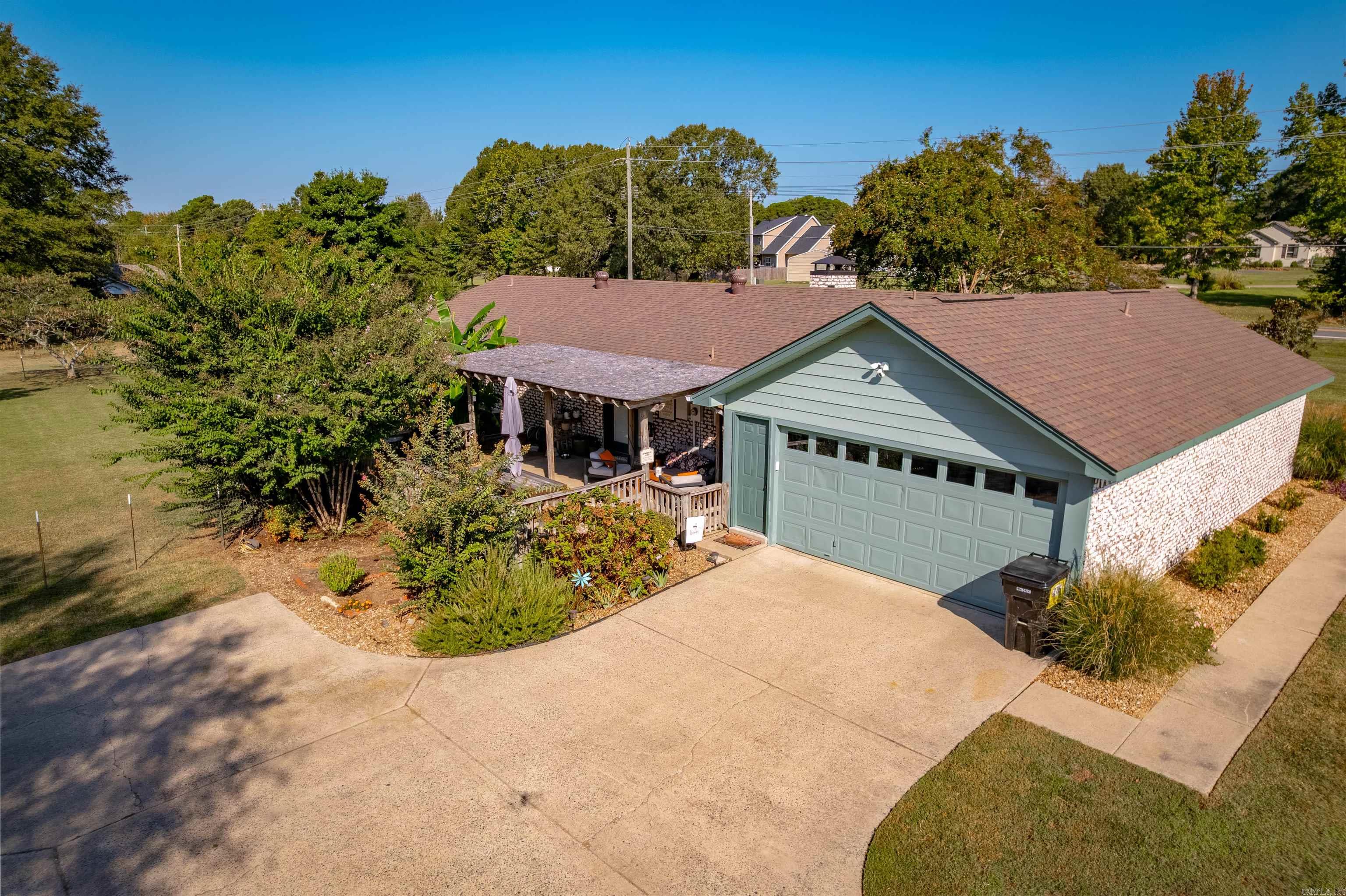 2 Elcan  Cabot, AR