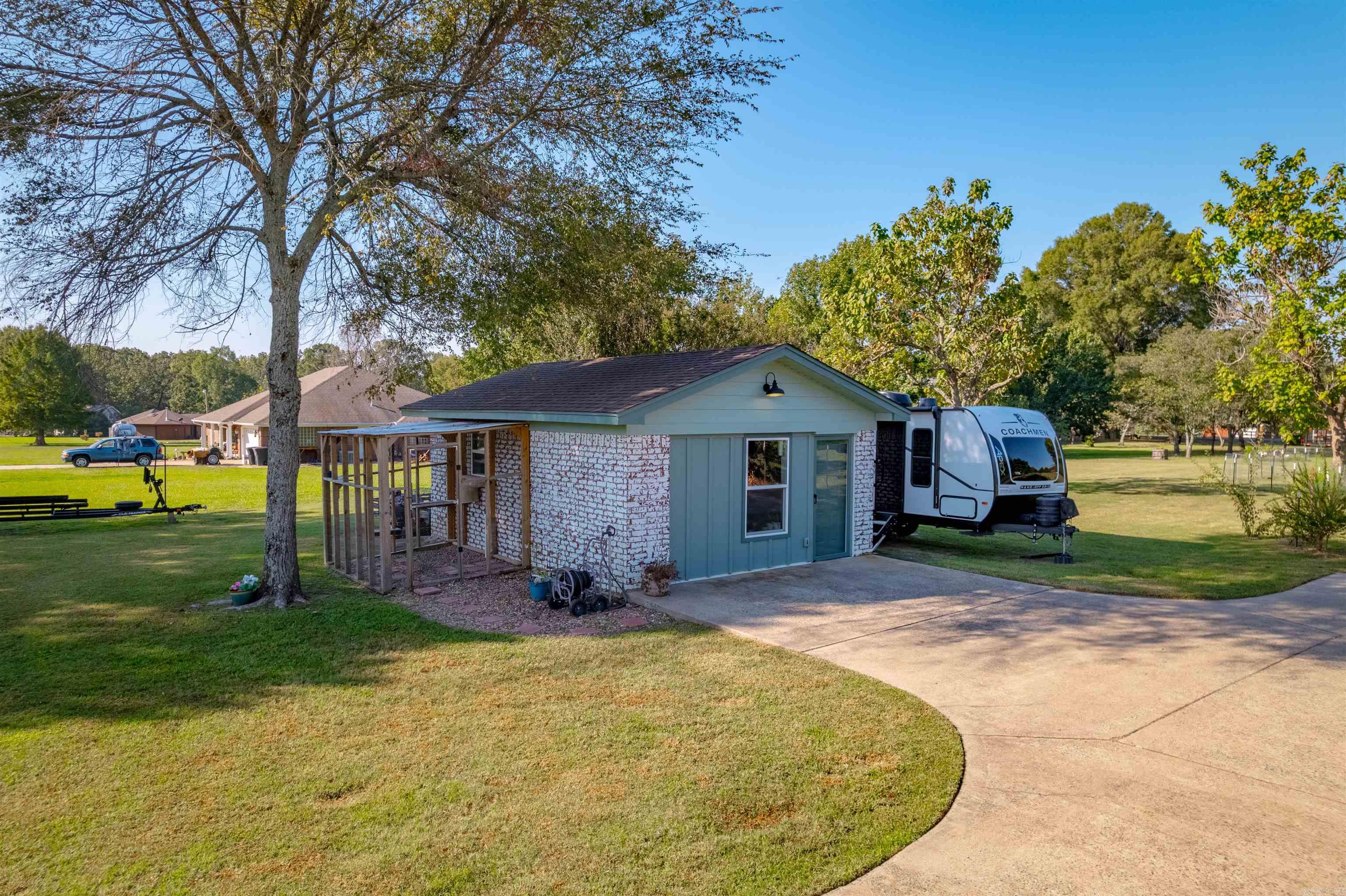 2 Elcan  Cabot, AR