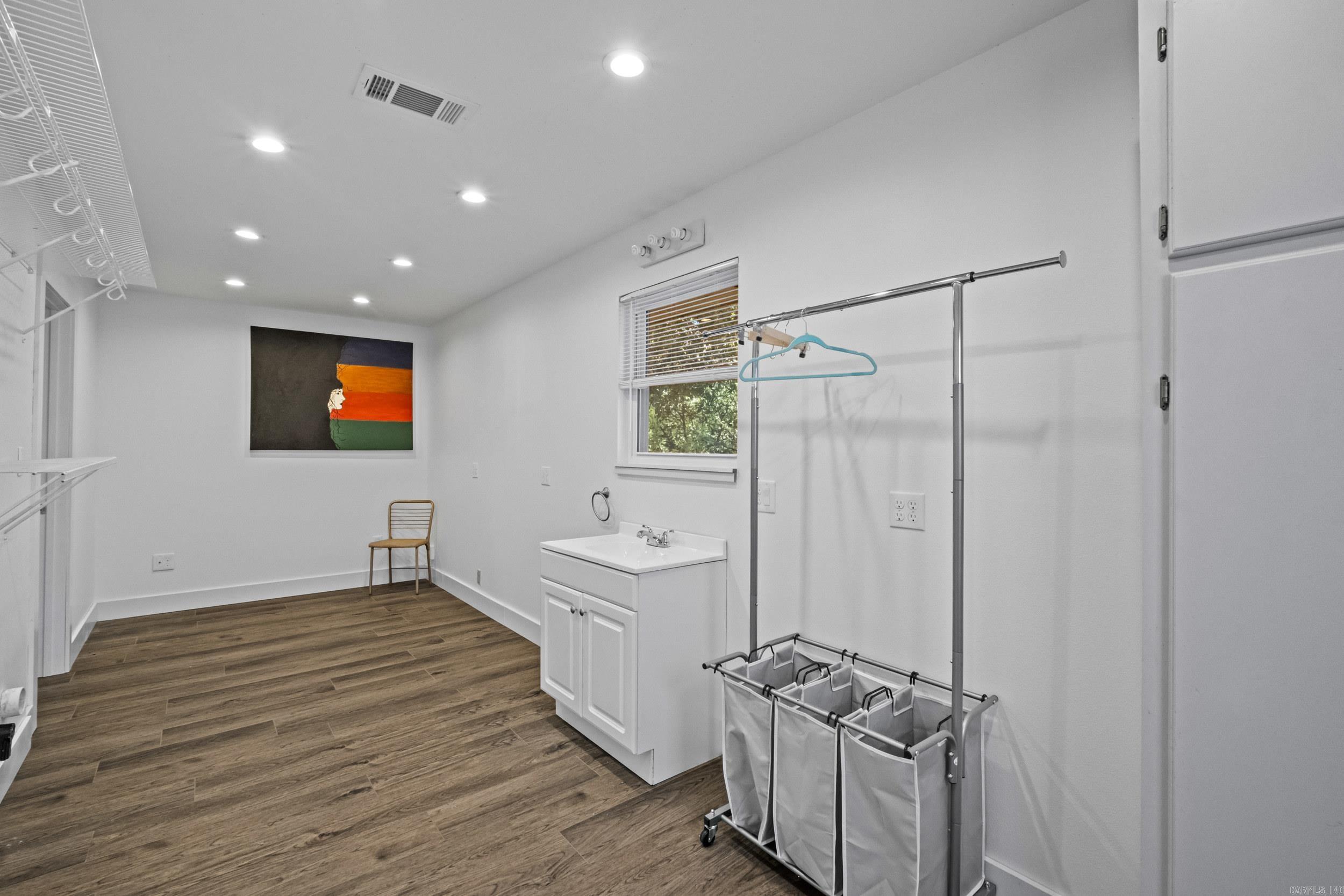 2944 W Country Club  Searcy, AR