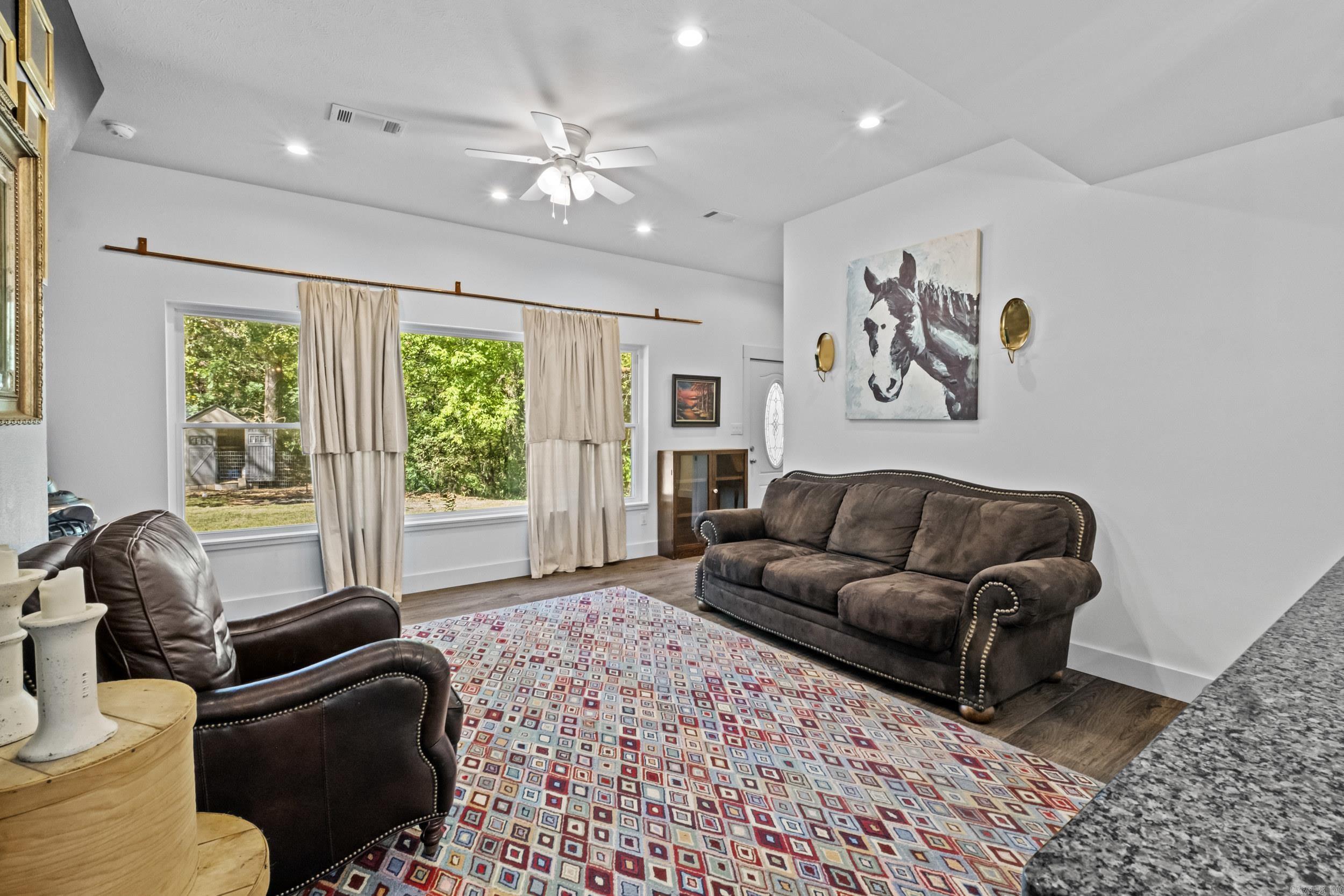 2944 W Country Club  Searcy, AR