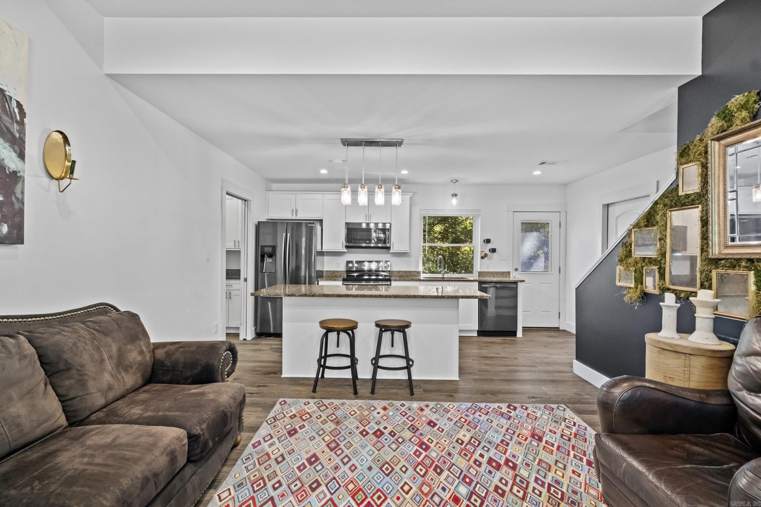 2944 W Country Club  Searcy, AR