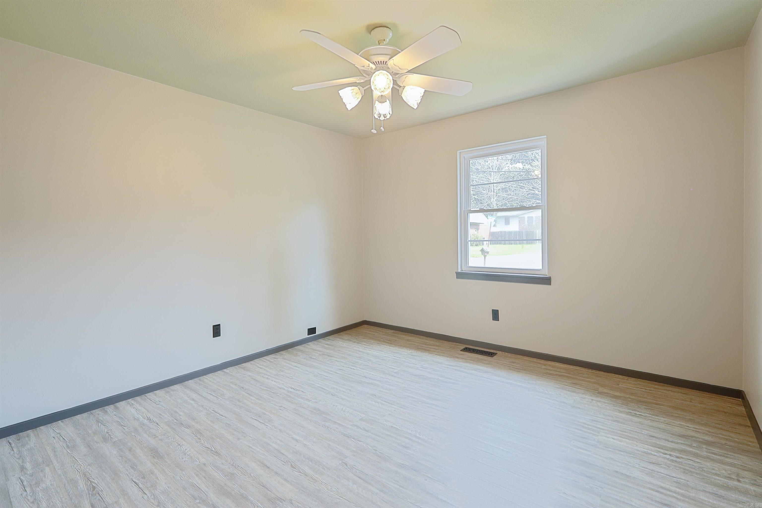 217 Cedarwood  Hot Springs, AR