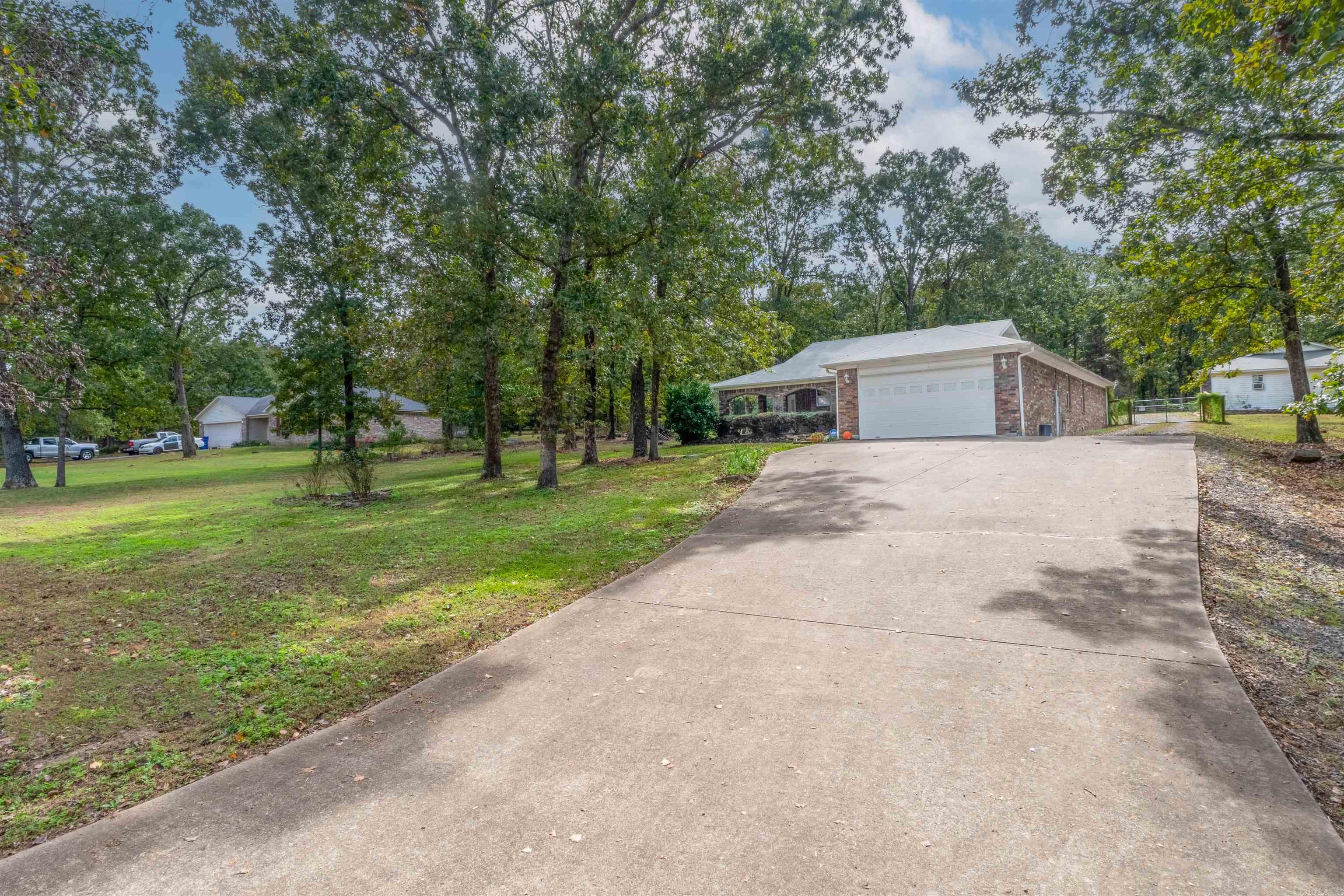 22 Fisher  Greenbrier, AR