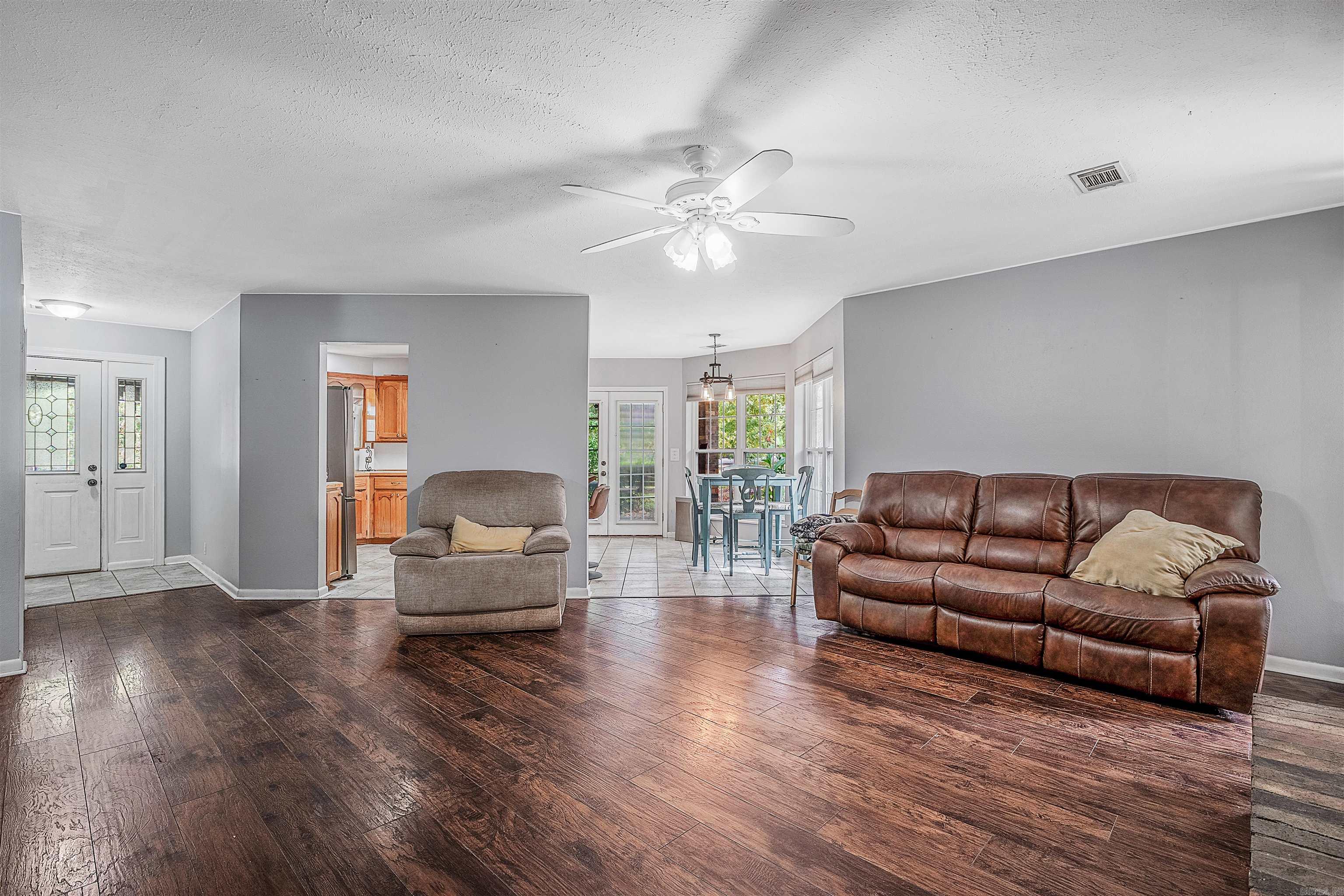 22 Fisher  Greenbrier, AR