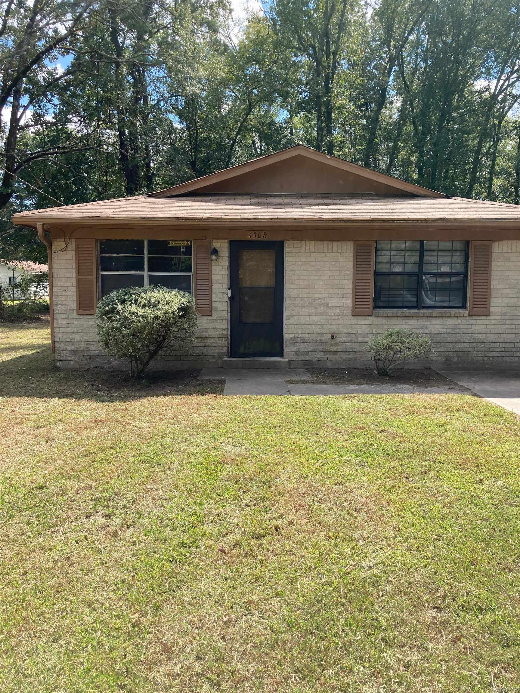 4308 W 14th  Pine Bluff, AR