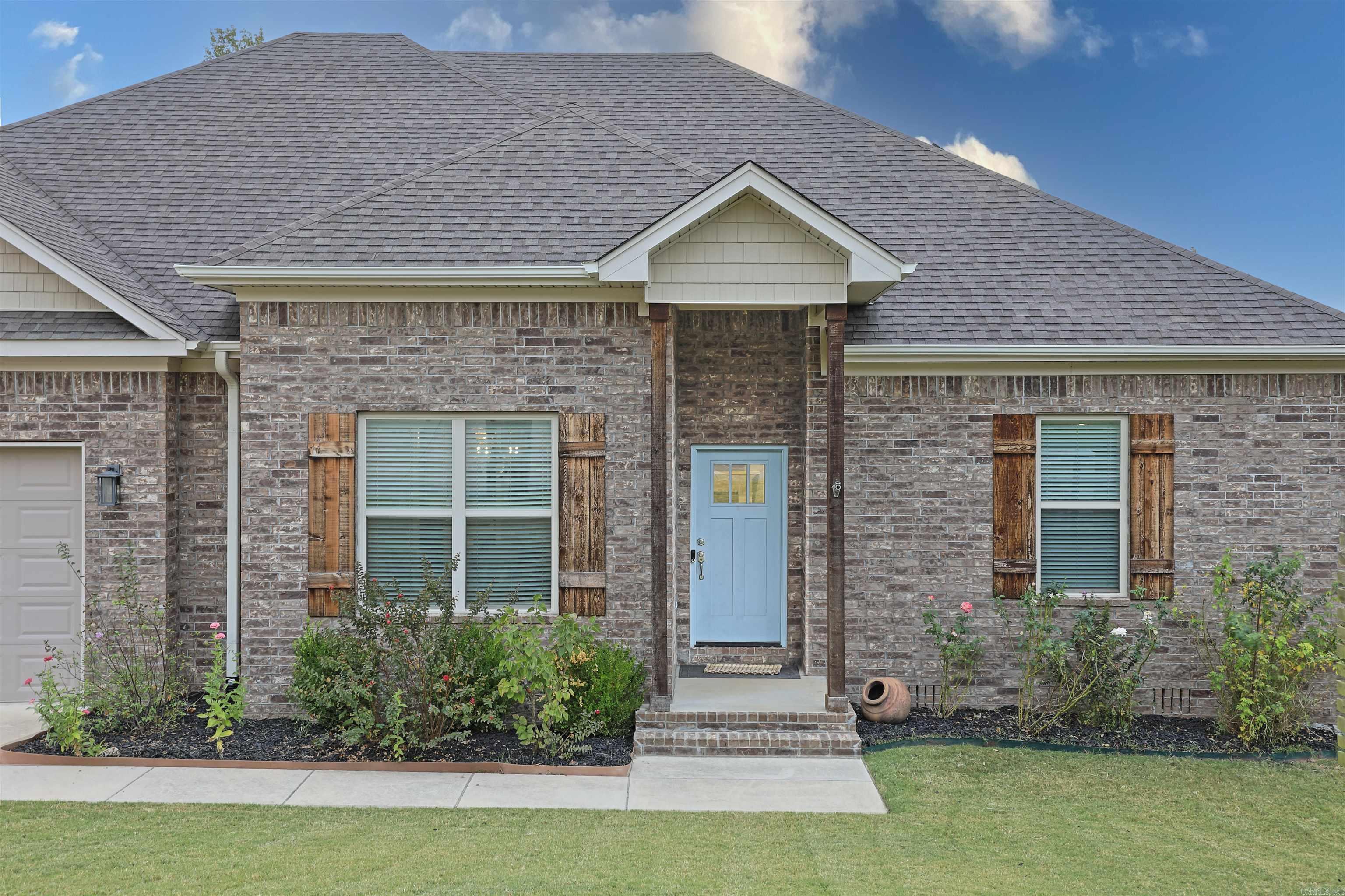 56 Waters Edge  Little Rock, AR