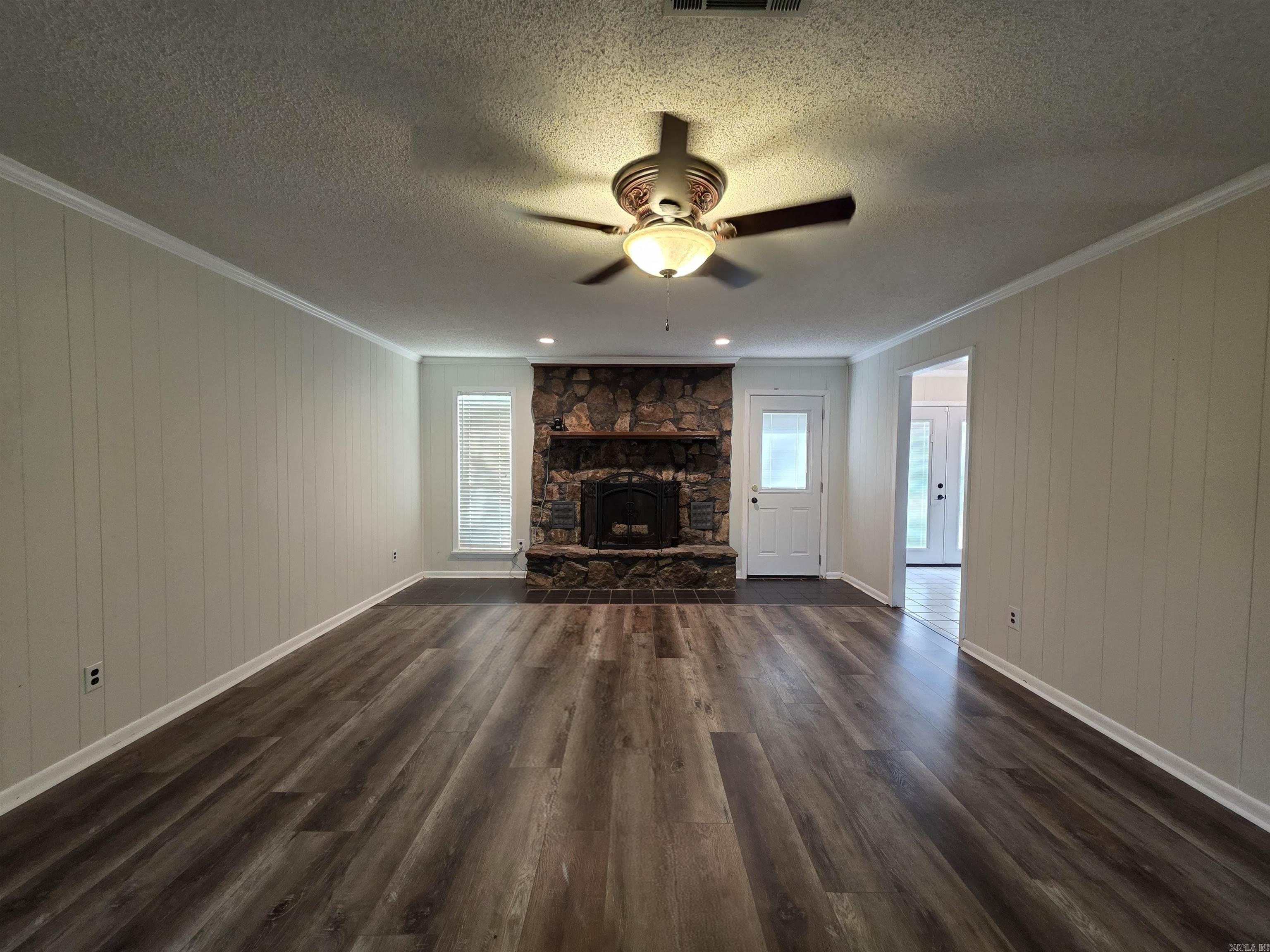 130 Timber  White Hall, AR