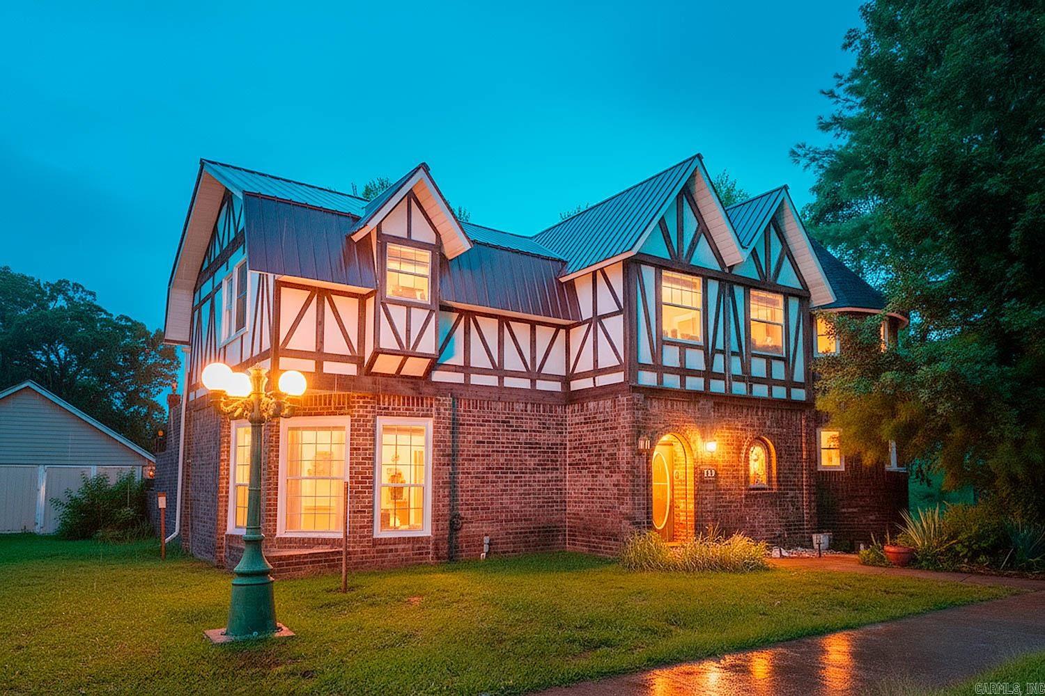 310 S 6th Street  Thayer, MO