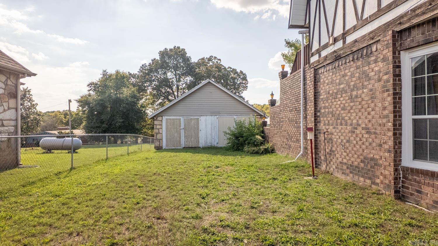 310 S 6th Street  Thayer, MO